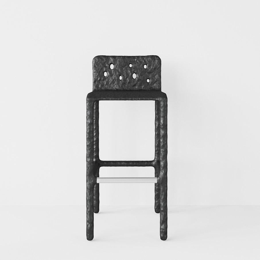 Beigefarbener geformter zeitgenössischer Stuhl von Faina im Angebot 1
