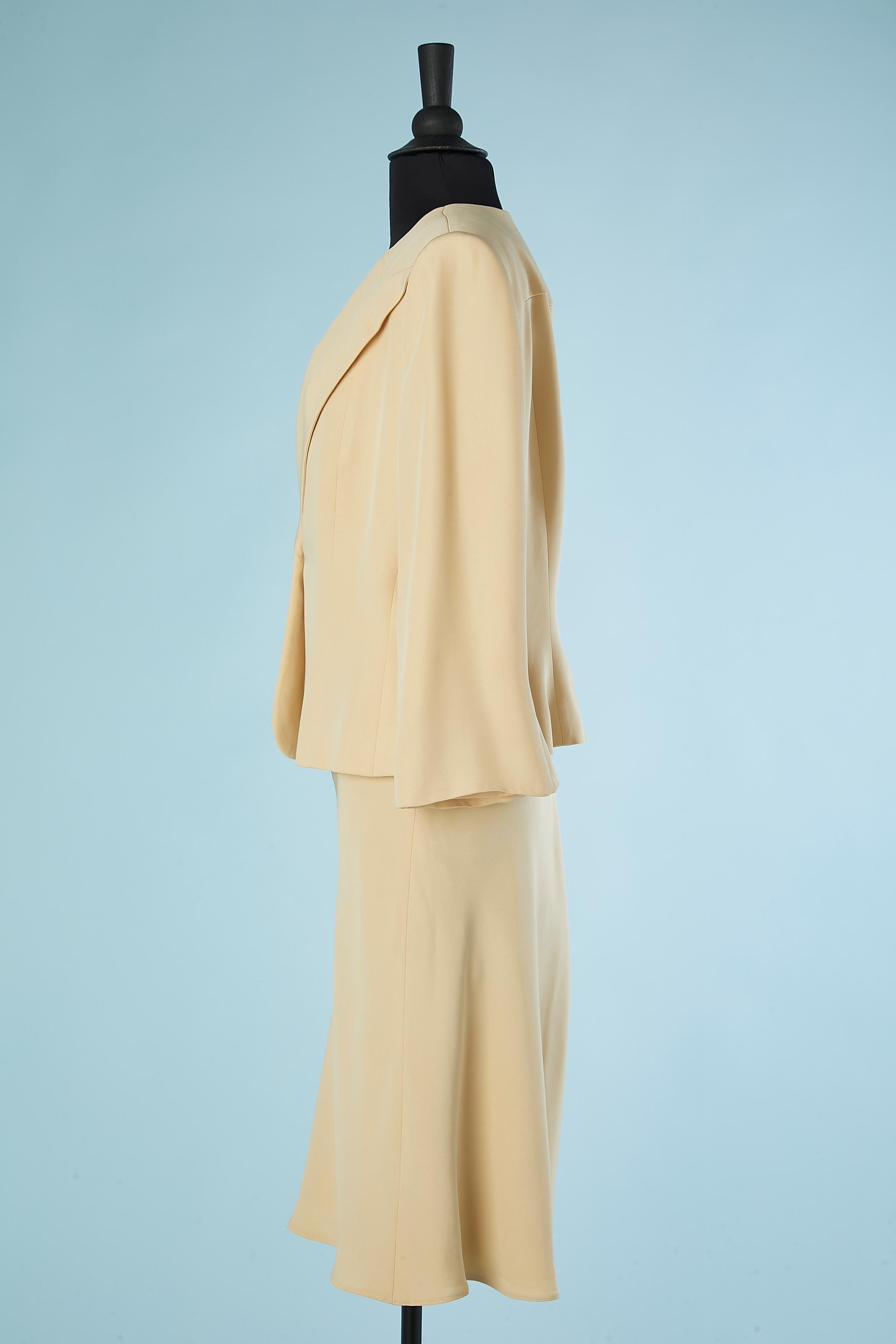 Beige silk and acetate skirt suit Armani Collezioni  In Excellent Condition For Sale In Saint-Ouen-Sur-Seine, FR