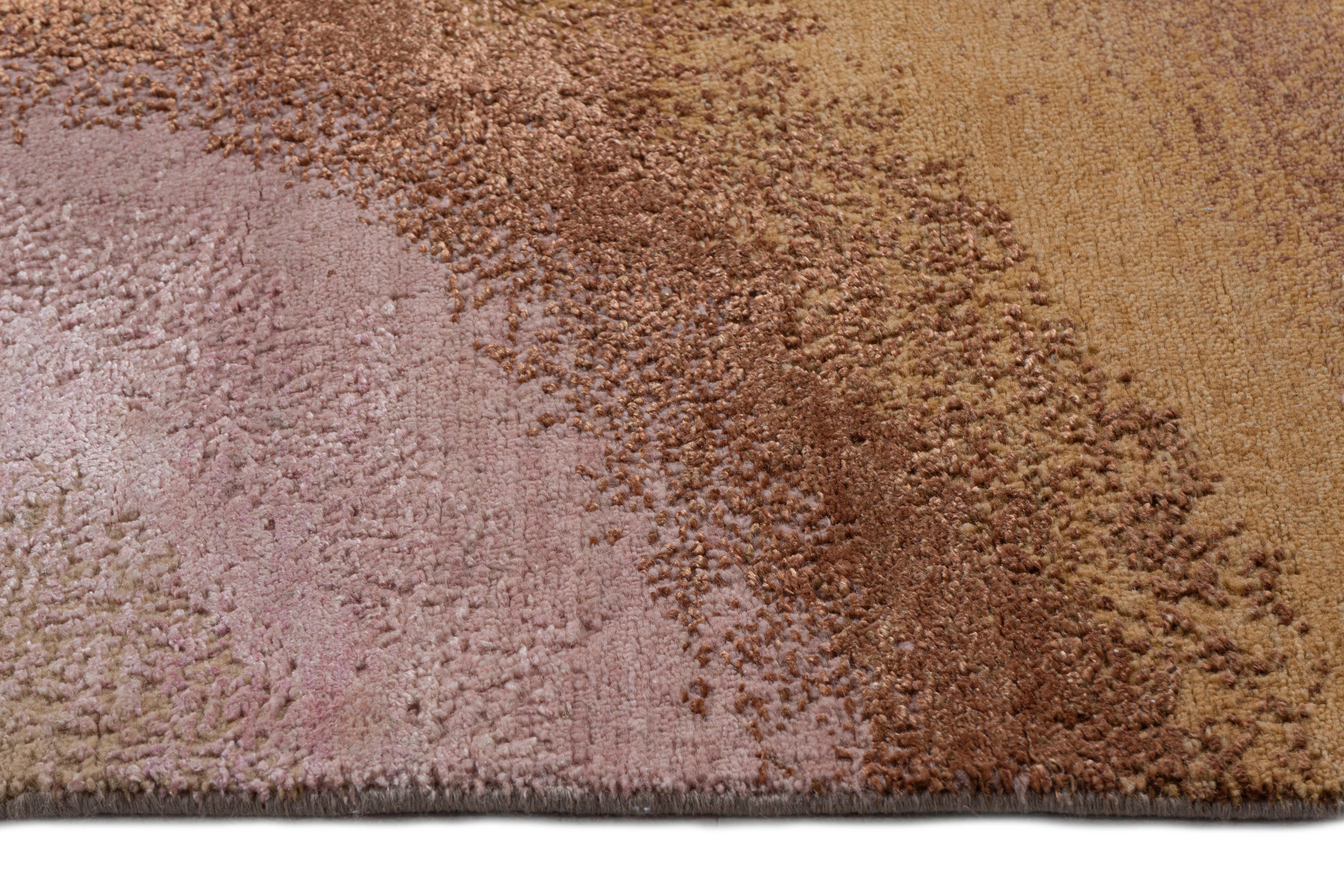 Runner annodato a mano in lana e seta beige Crema beige in vendita 4