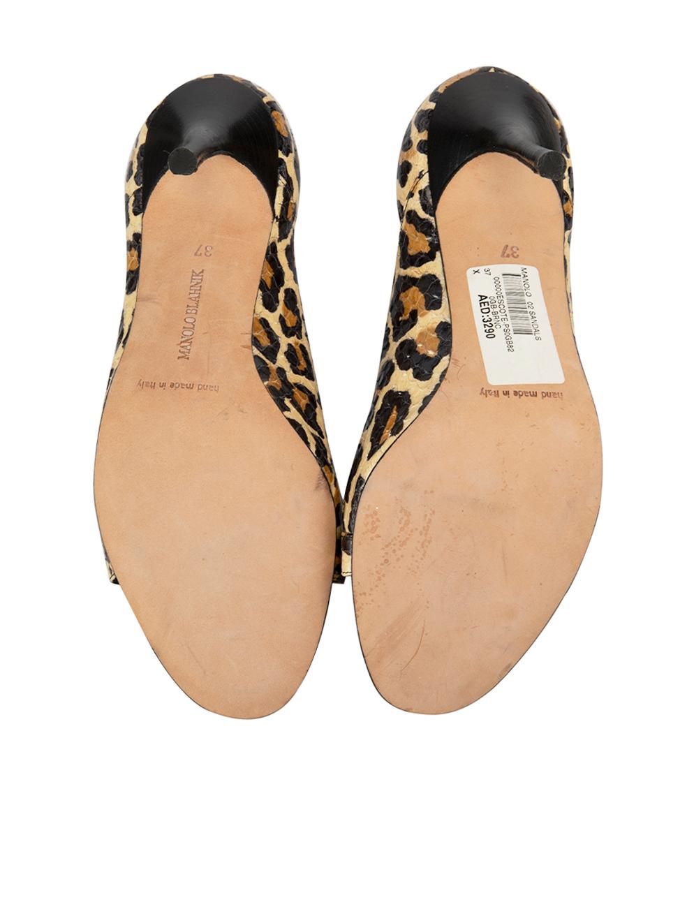 Women's Beige Snakeskin Leopard Print Sandals Size IT 37 For Sale
