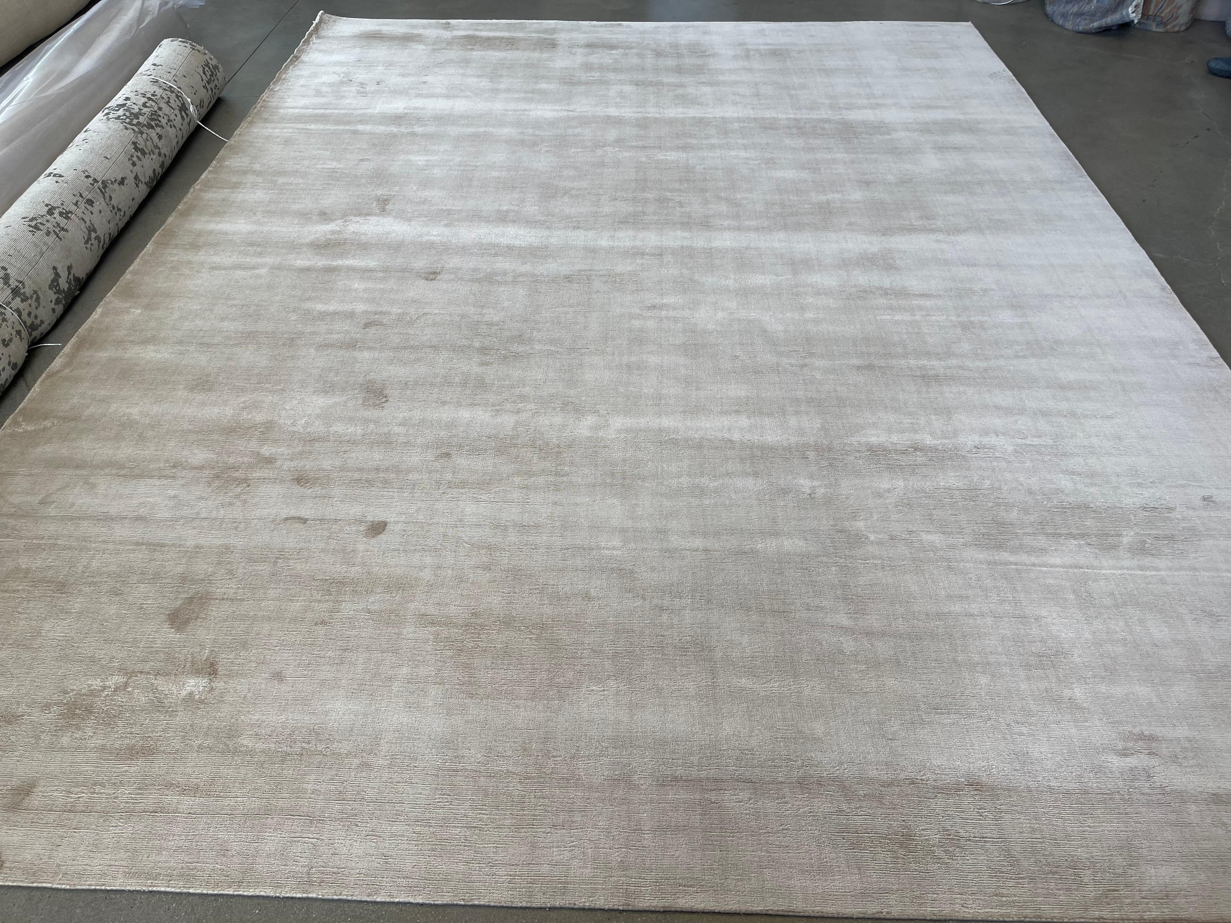 Beige Solid Design Vorleger (Indisch) im Angebot