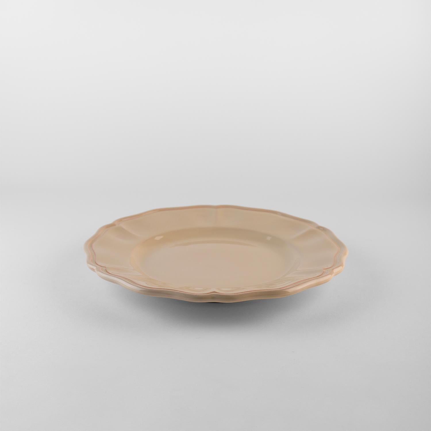 Los platos hondos beige sirven: Sopa, soporte, plato auxiliar para 4. Hecho a mano en Italia 2024 en Nuevo estado para la venta en San Miniato PI, IT