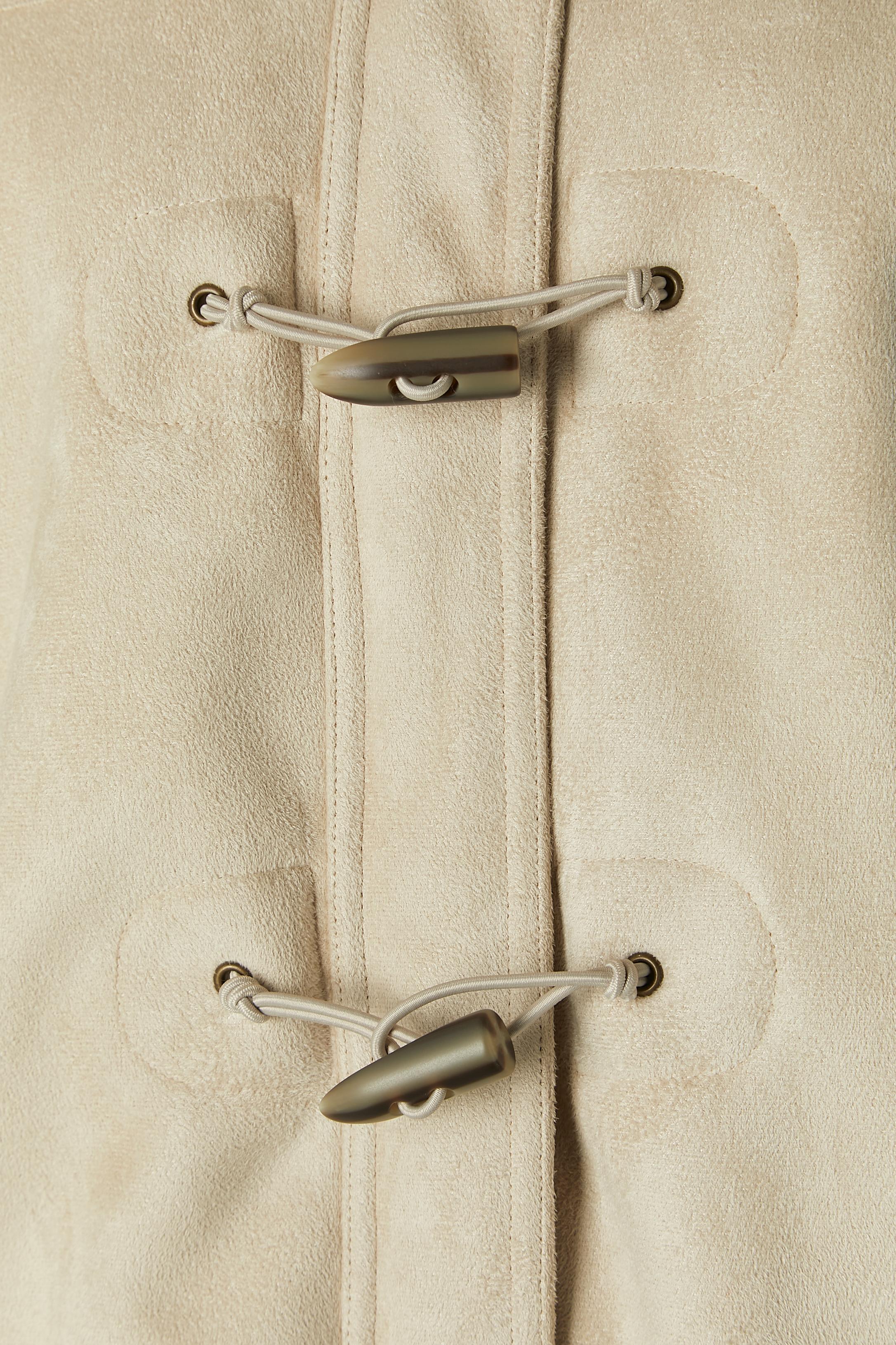 Beige Suedine duffle-coat with hood and Faux-fur inside DOROTENNIS In Excellent Condition For Sale In Saint-Ouen-Sur-Seine, FR