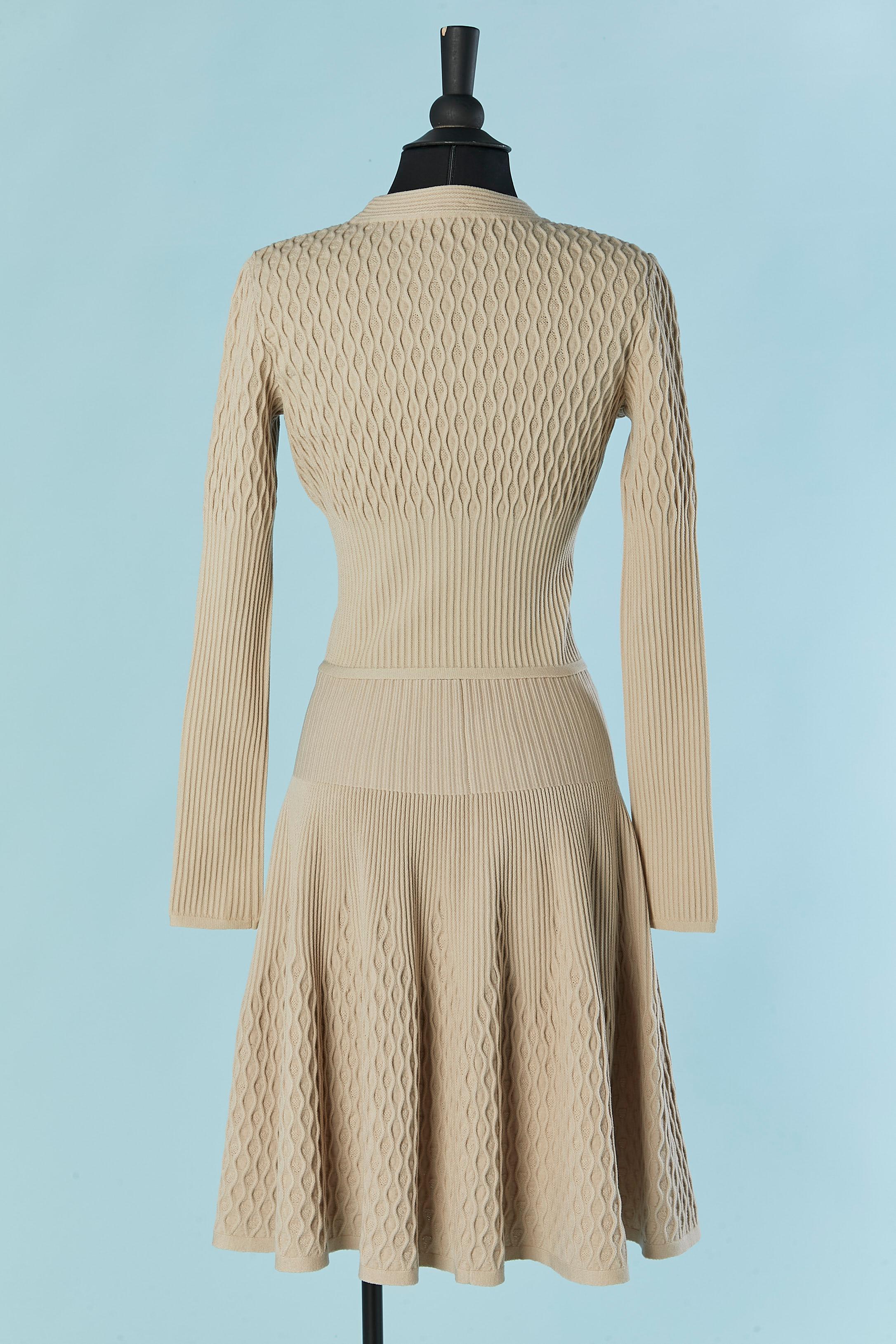Maglione e gonna jacquard beige ALAIA in vendita 1