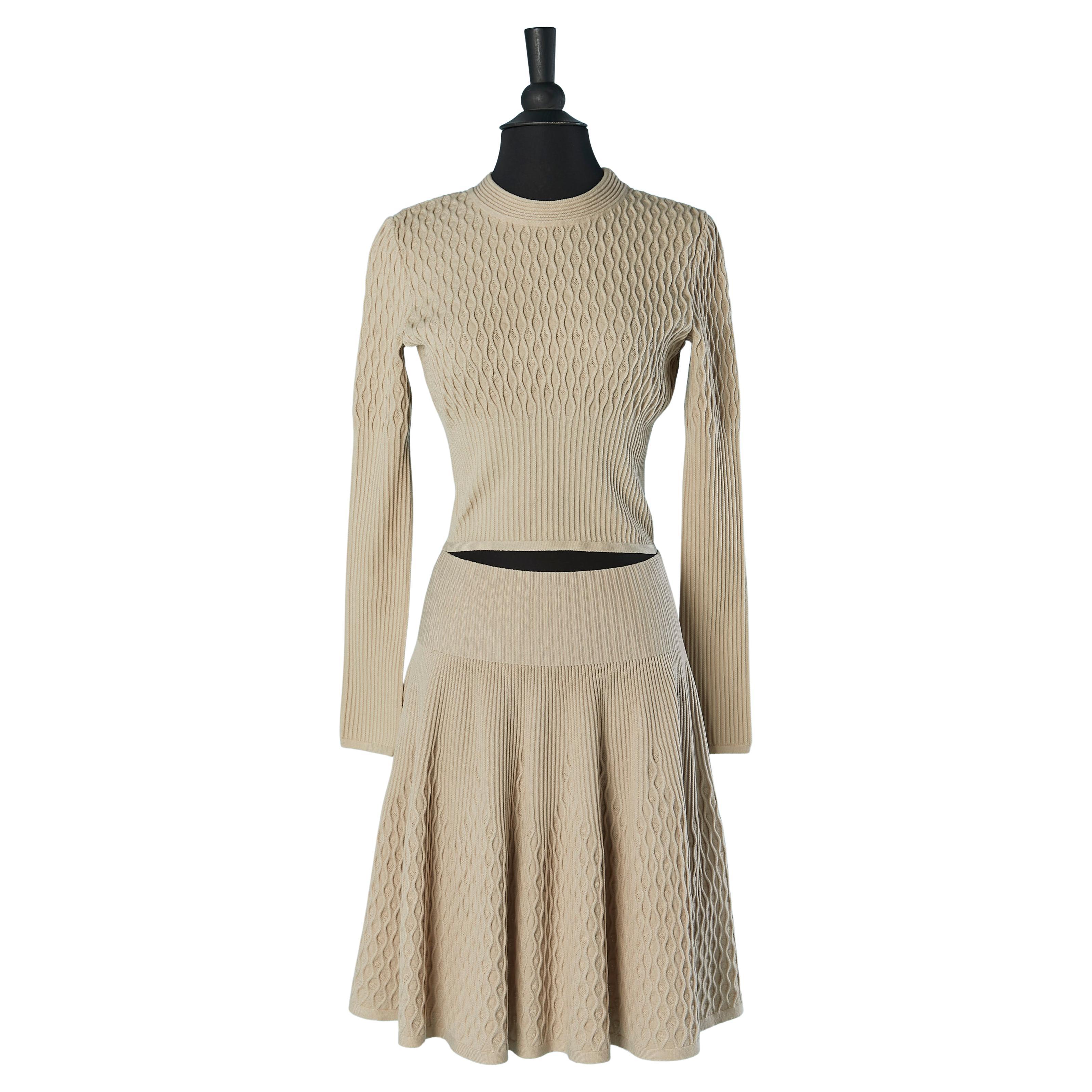 Maglione e gonna jacquard beige ALAIA in vendita