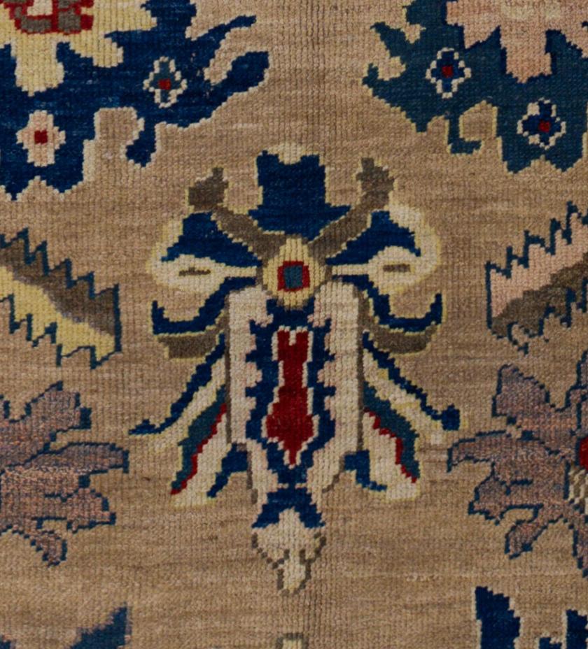 Beige Tan Hand Knotted Rug 5 ft 4 in x 6 ft 10 in, Raumgröße für Wohnzimmer (Wolle) im Angebot