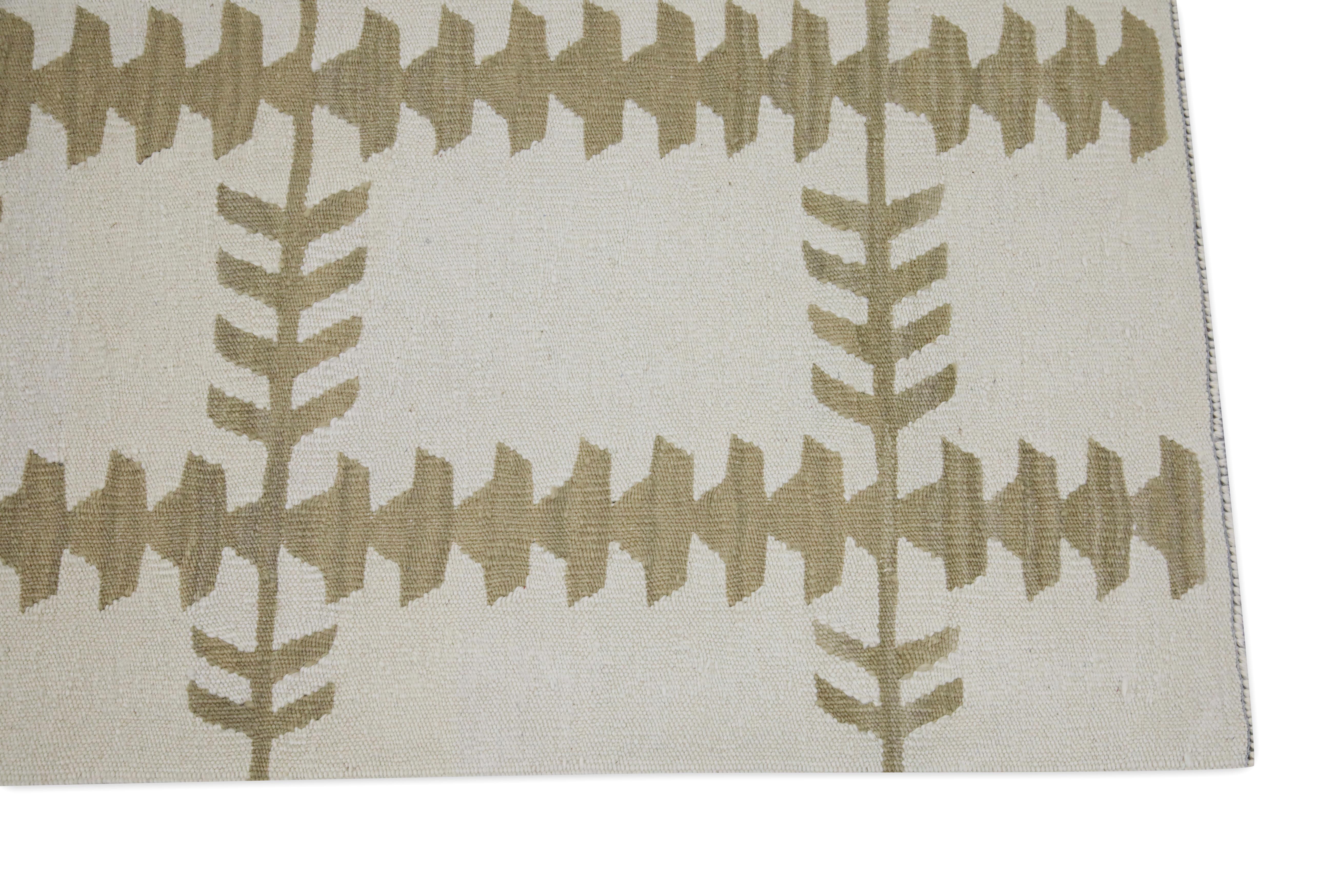 Moderner handgefertigter Flachgewebe-Wollteppich in Beige & Hellbraun 2'11