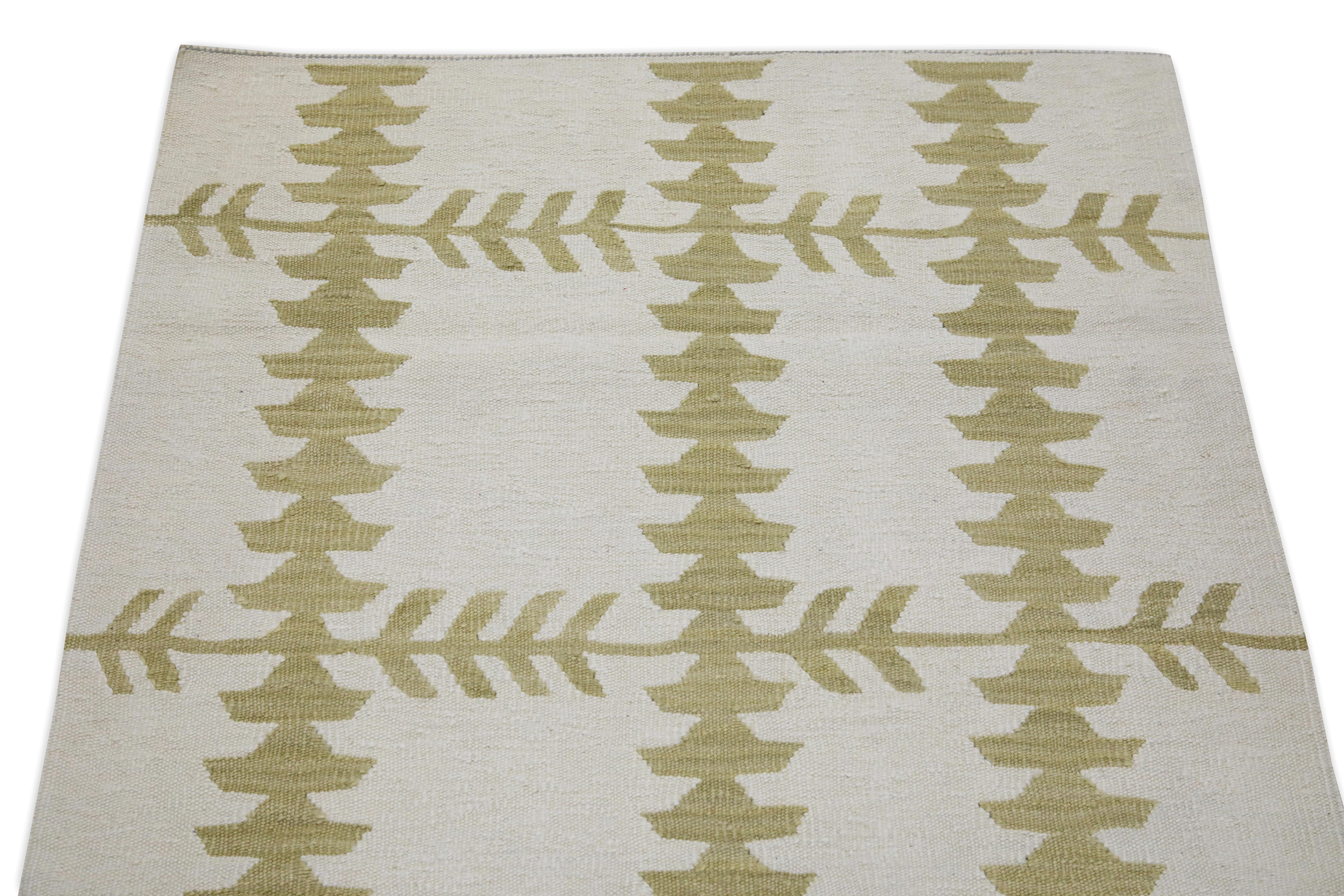 Moderner handgefertigter Flachgewebe-Wollteppich in Beige & Hellbraun 2'11