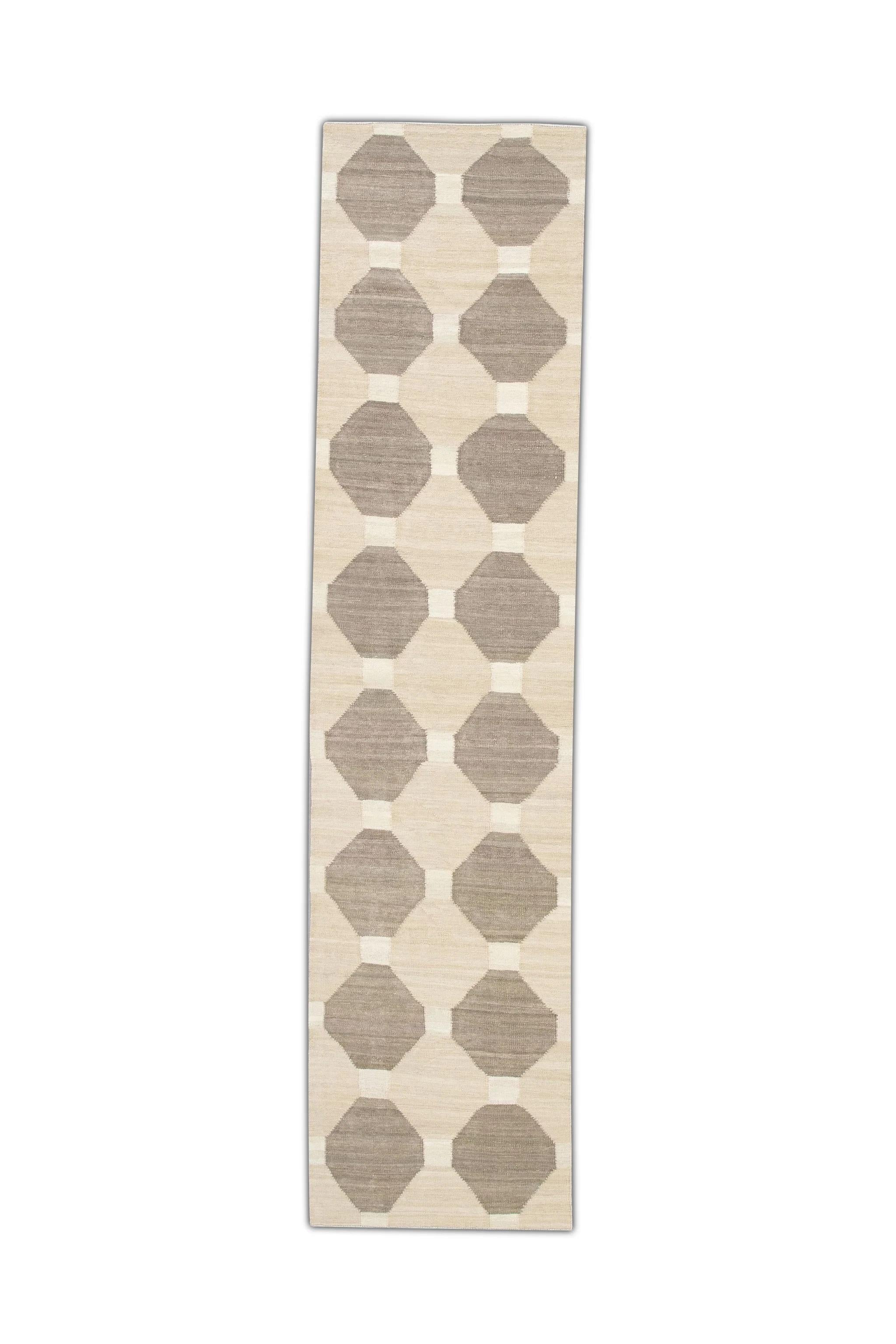 Handgefertigter Flachgewebe-Woll-Läufer in Beige & Taupe 3' x 12'5