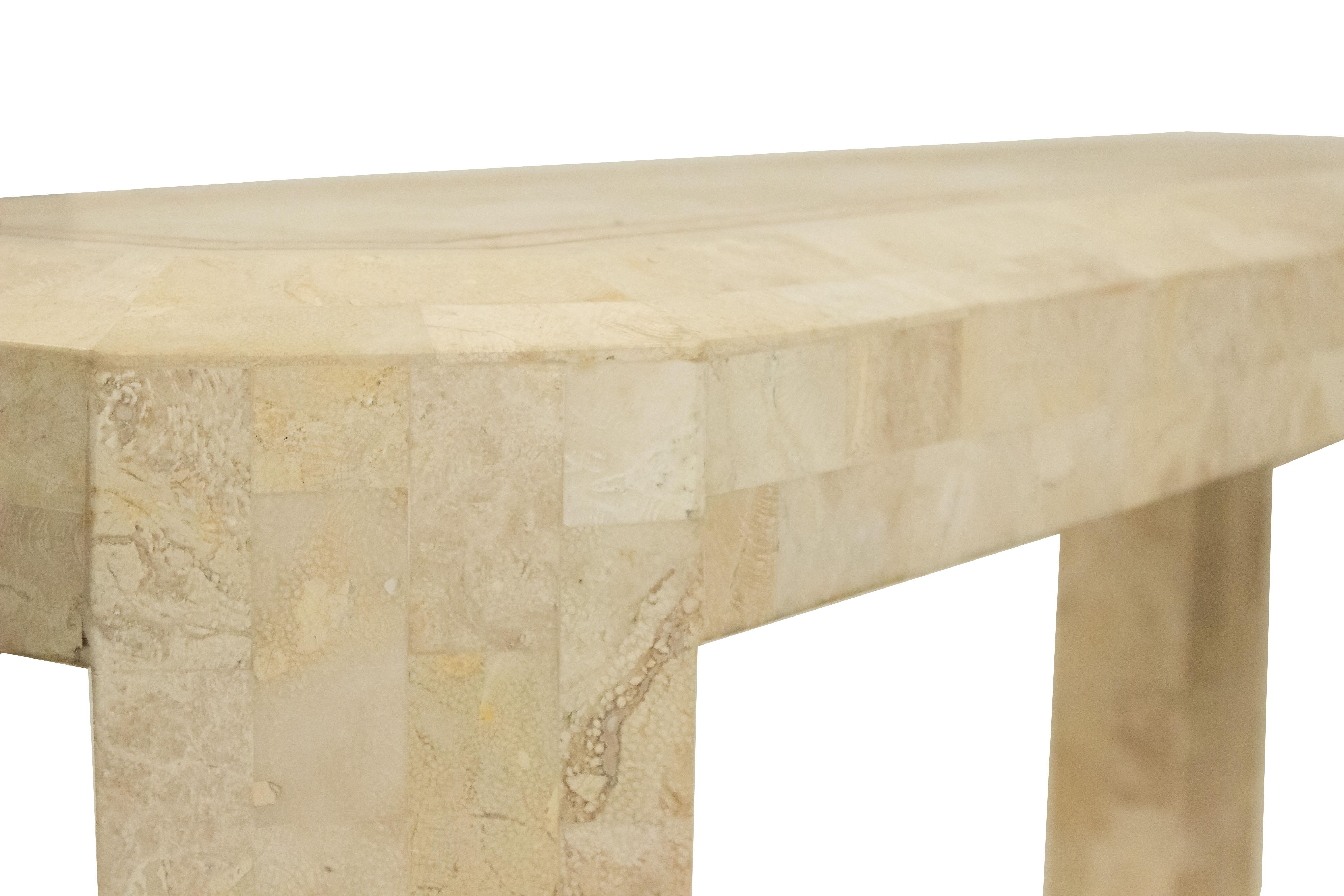 Table console en pierre dure tessellée beige en vente 1