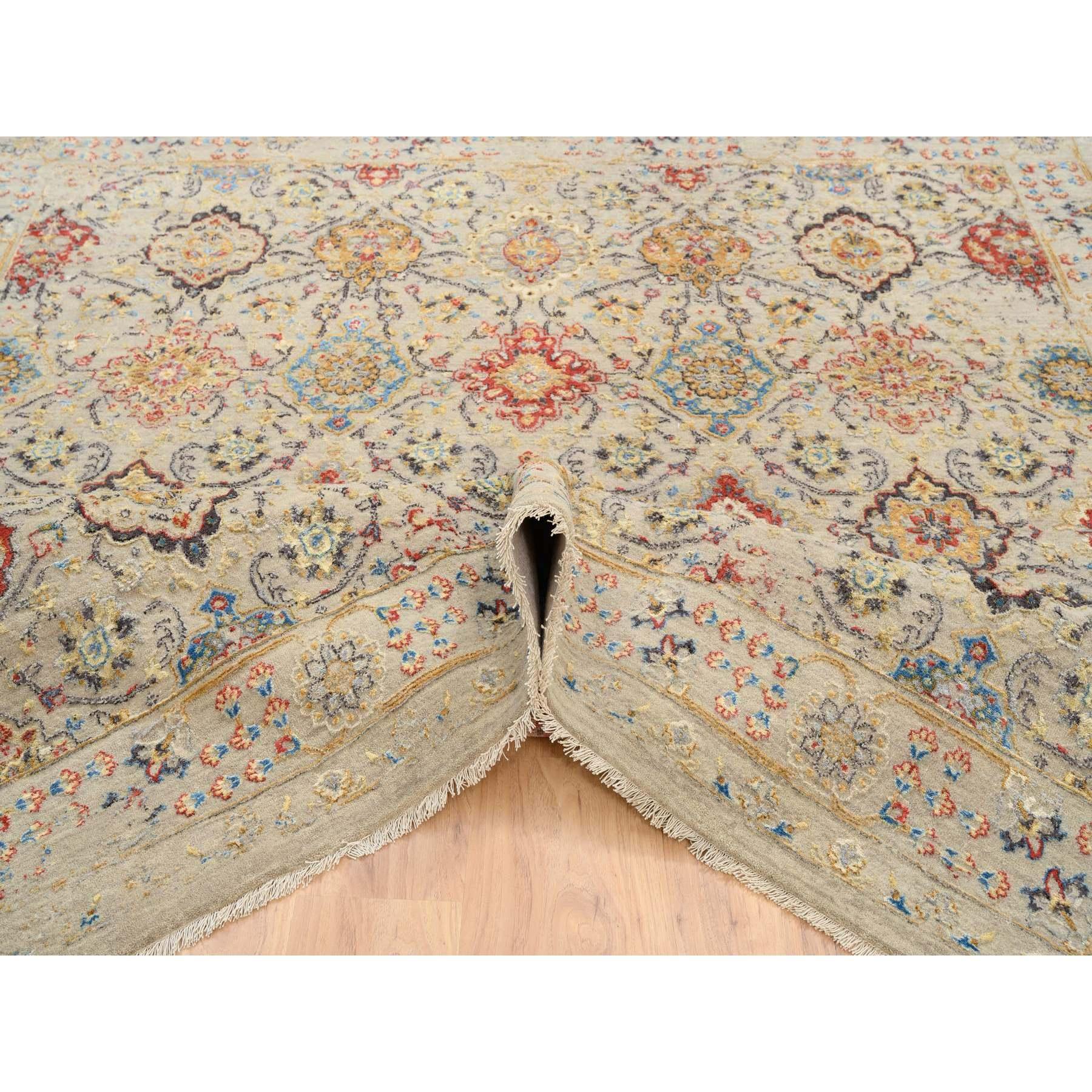 Handgeknüpfter Teppich aus Wolle und Seide in Beige, THE SUNset ROSETTES, weiche Farben, 8'0