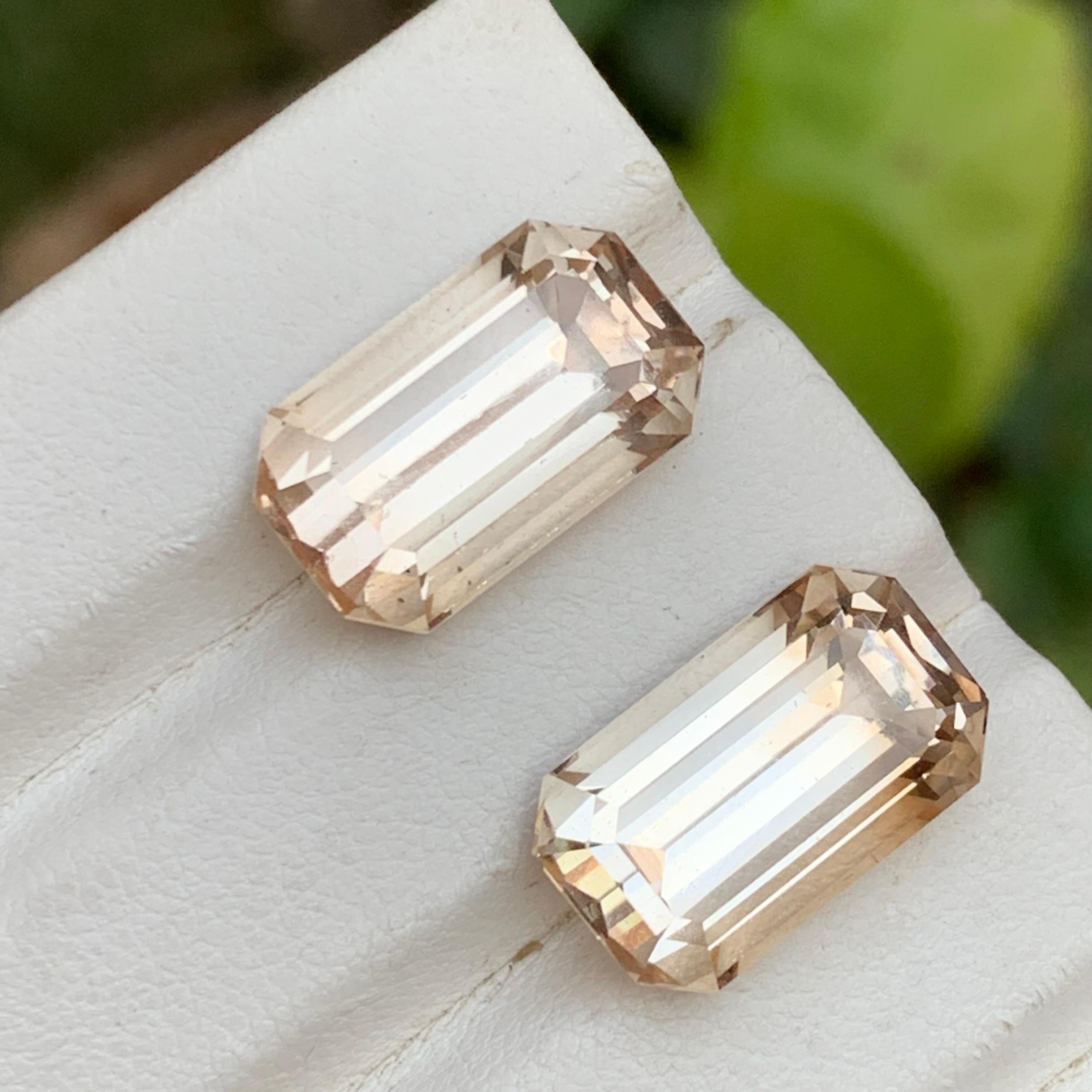 Beige Topas 24.95 Natürliche lose Edelsteine Paar Schritt Smaragdschliff für Ohrringe im Angebot 7