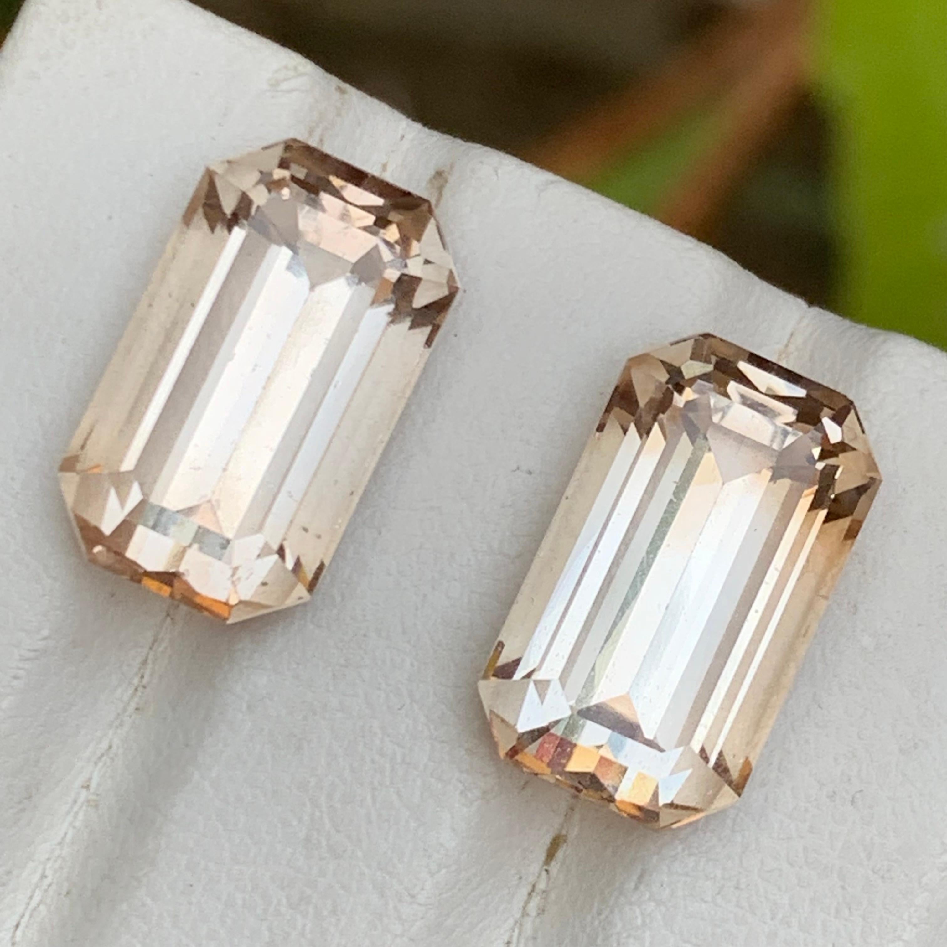 Beige Topas 24.95 Natürliche lose Edelsteine Paar Schritt Smaragdschliff für Ohrringe im Angebot 2