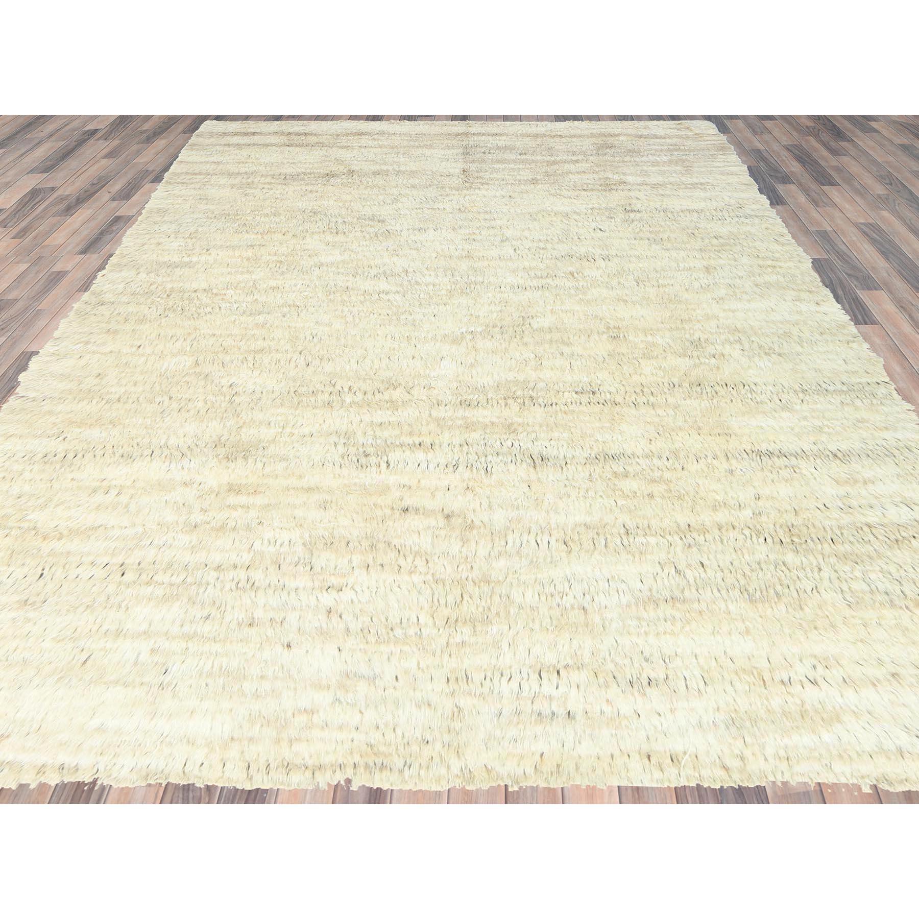 Modern Beige Undyed Natural Wool Hand Knotted Shag Flokati Greek Style Oriental Rug For Sale