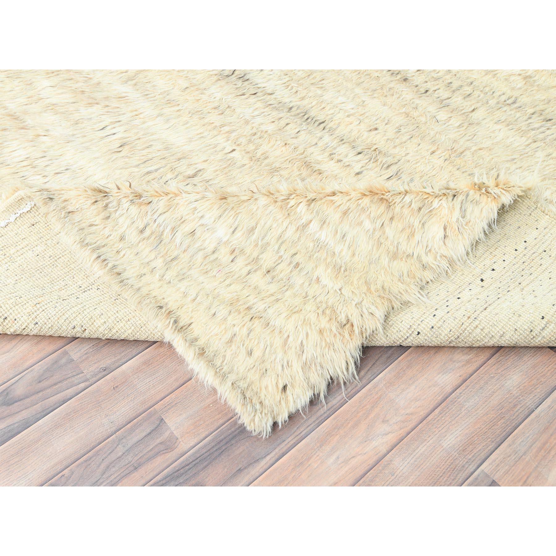 Contemporary Beige Undyed Natural Wool Hand Knotted Shag Flokati Greek Style Oriental Rug For Sale