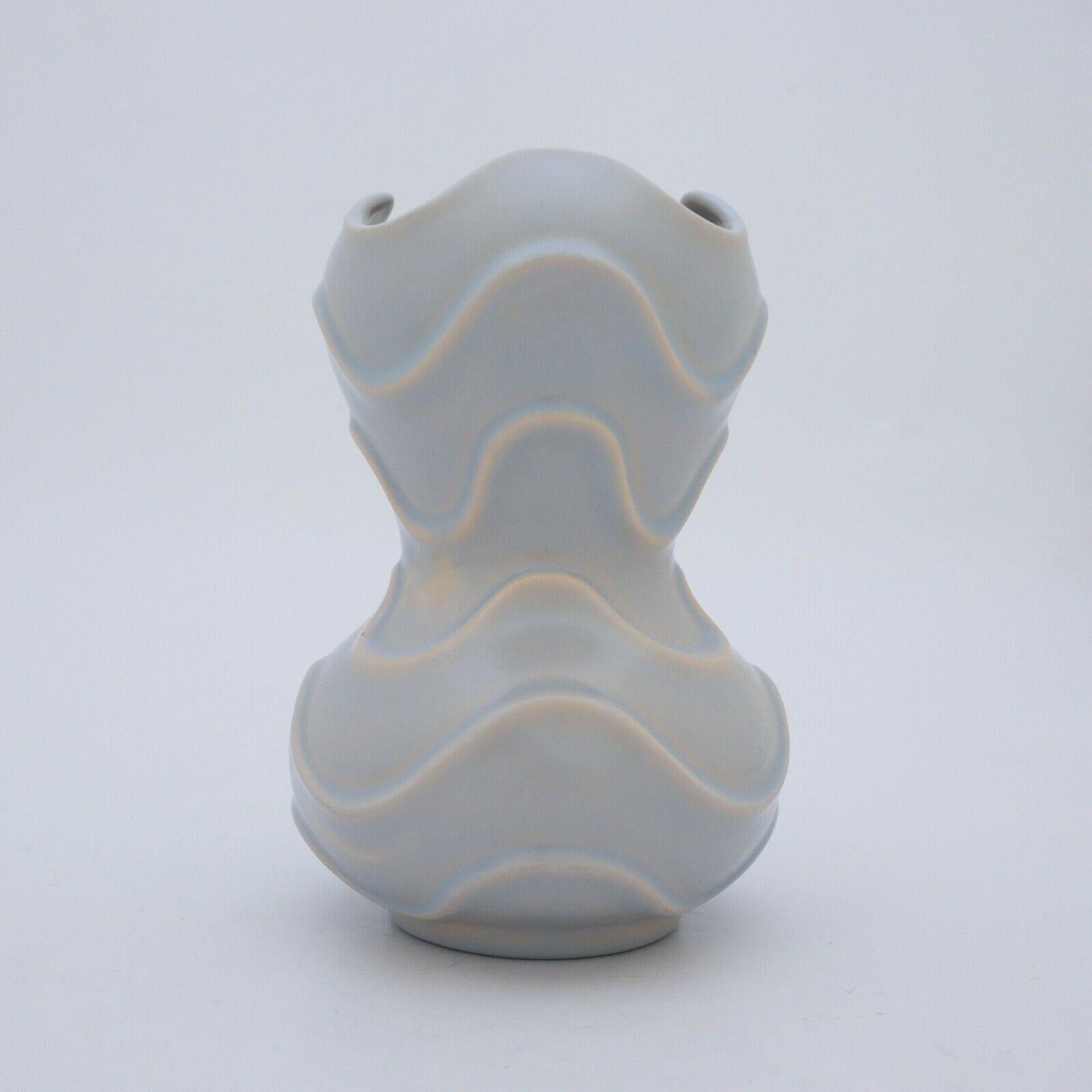Swedish Beige/White Vase in Ceramics Ewald Dahlskog Bo Fajans Sweden Scandinavian Modern