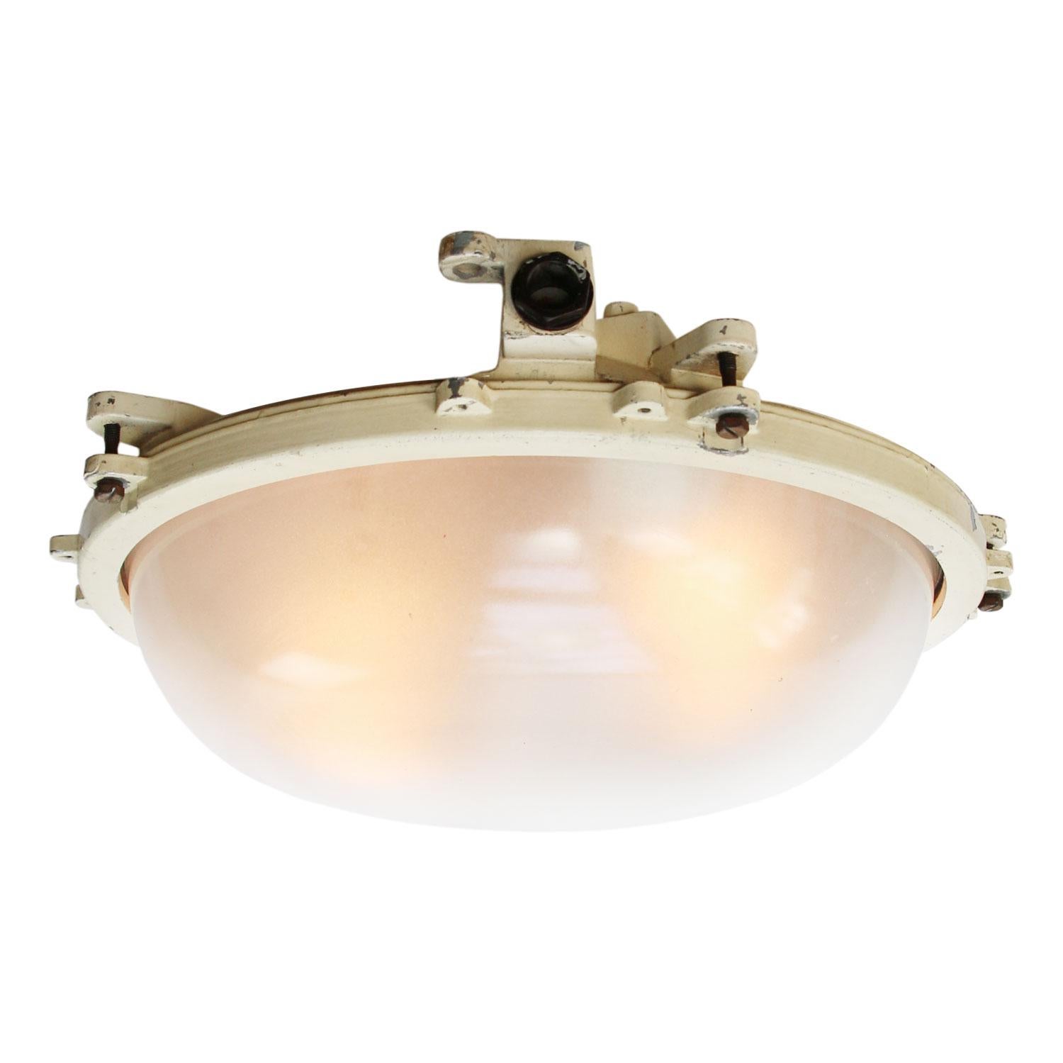 Industrial wall / ceiling scone
beige cast aluminum
frosted glass

2 x E27/E26

Weight: 6.75 kg / 14.9 lb

Priced per individual item. All lamps have been made suitable by international standards for incandescent light bulbs,