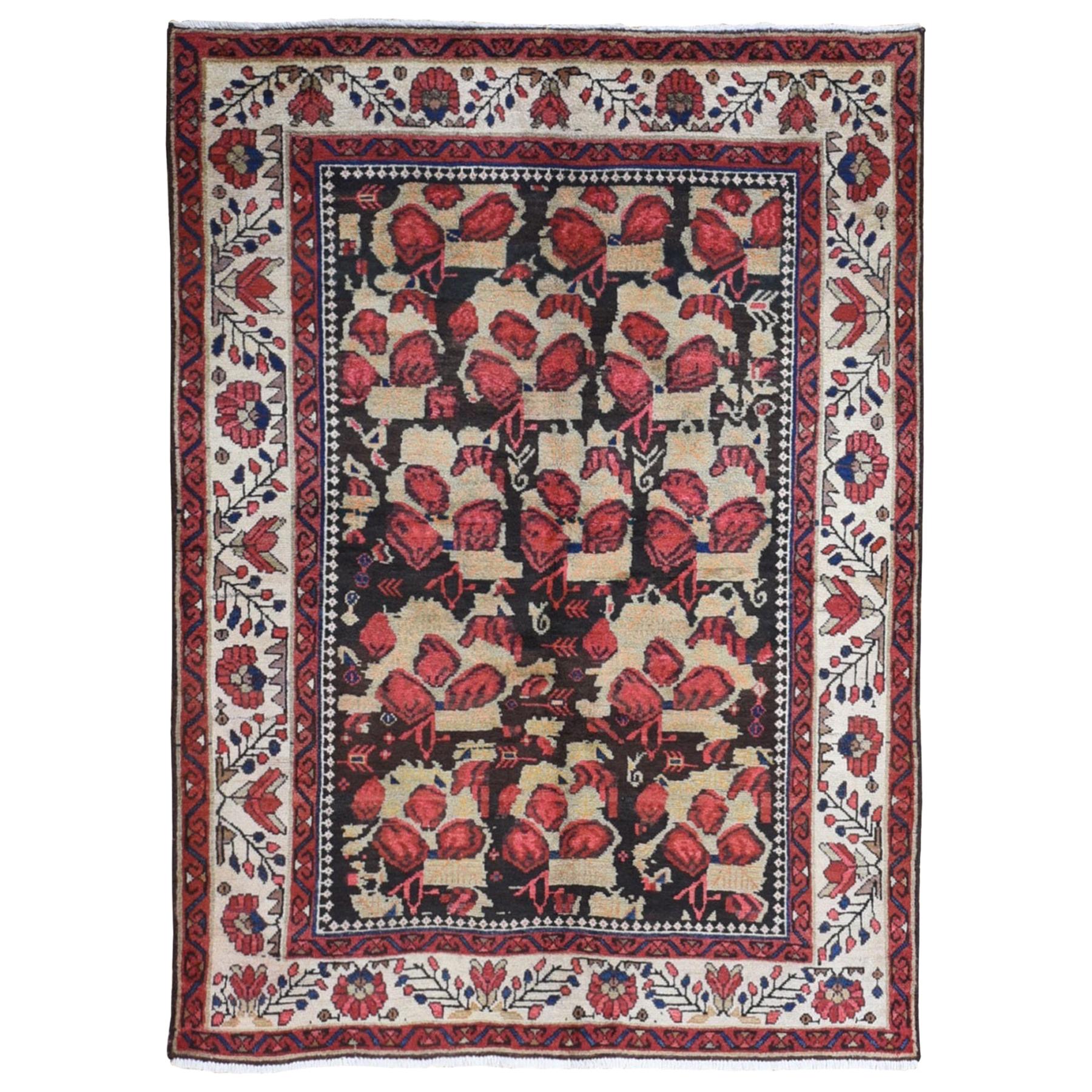 Handgeknüpfter persischer Karabakh-Teppich aus Wolle im ländlichen Dorf-Stil in Beige, Vintage im Angebot
