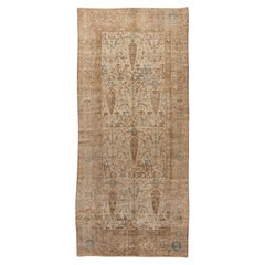 abc carpet Beige Vintage Traditional Wool Runner - 4'9" x 10'1"