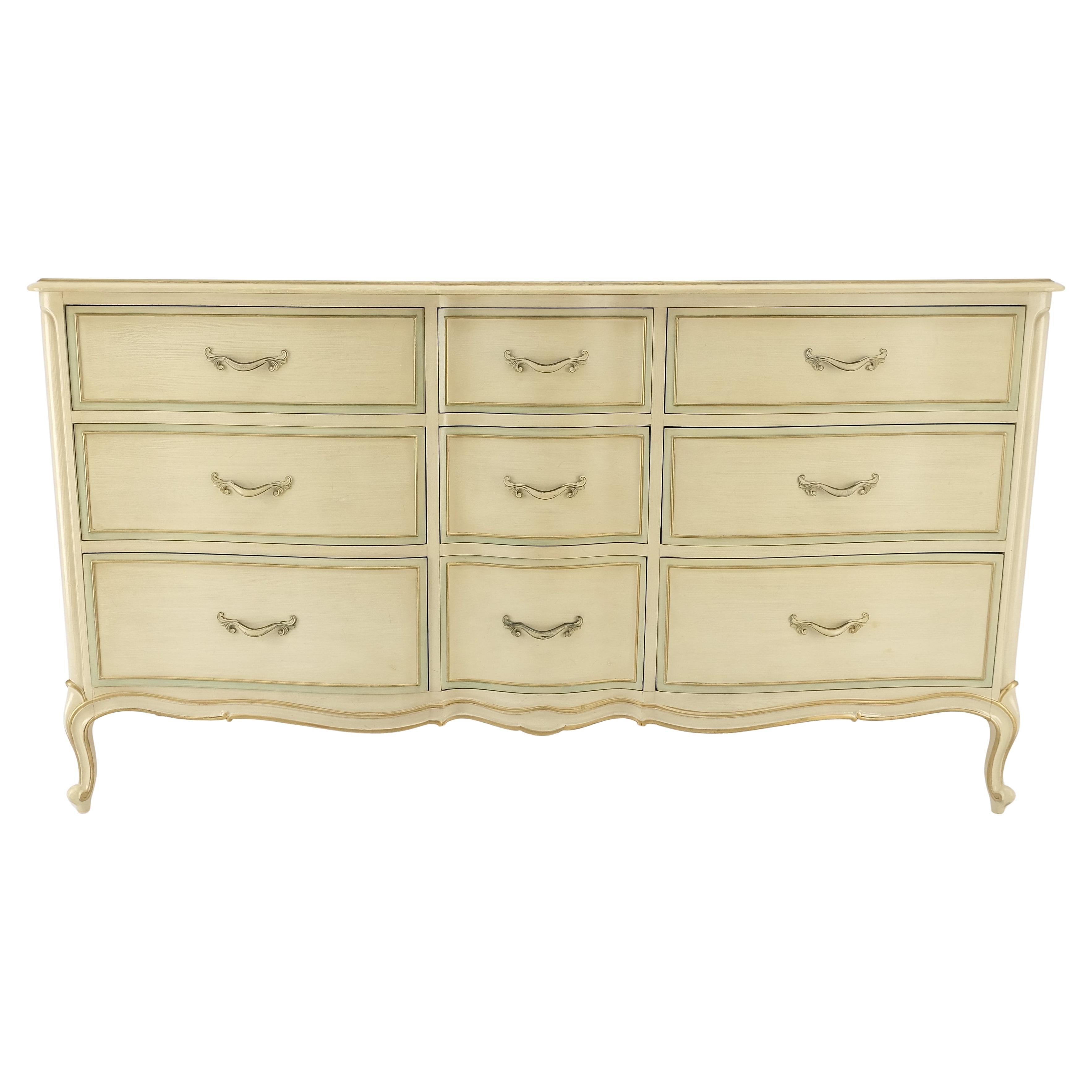Beige White Gold Blue Trip 9 Draps Country French 64" Long Dresser c1970s MINT en vente