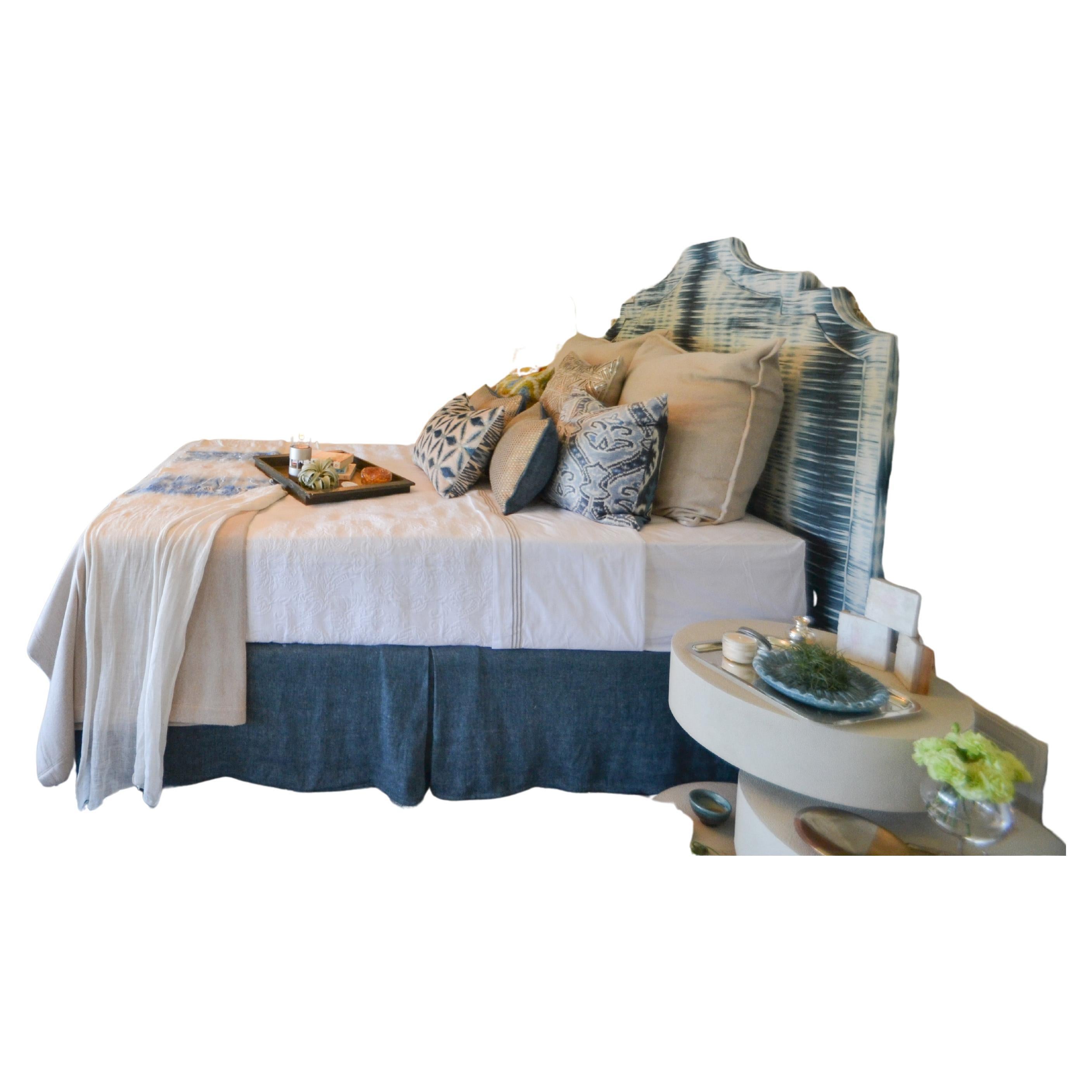 Tappeto organico beige bianco turchese annodato a mano in lana e seta in stock