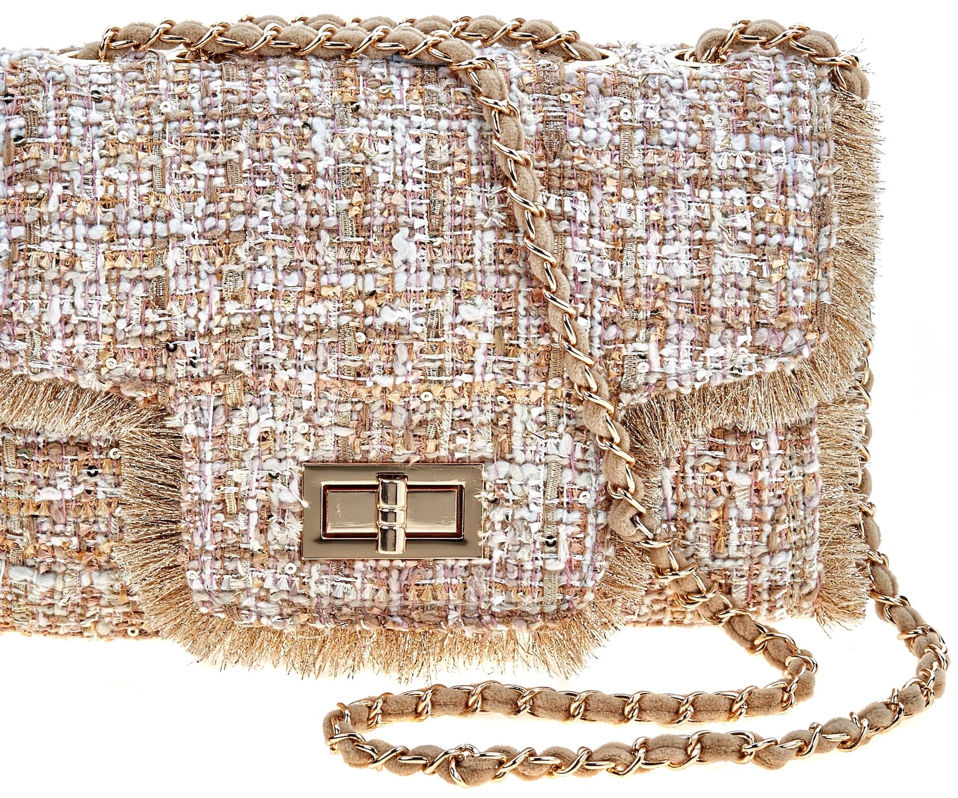 Beige & White Woven Crossbody Flap Bag on Cain In Excellent Condition For Sale In Carlsbad, CA