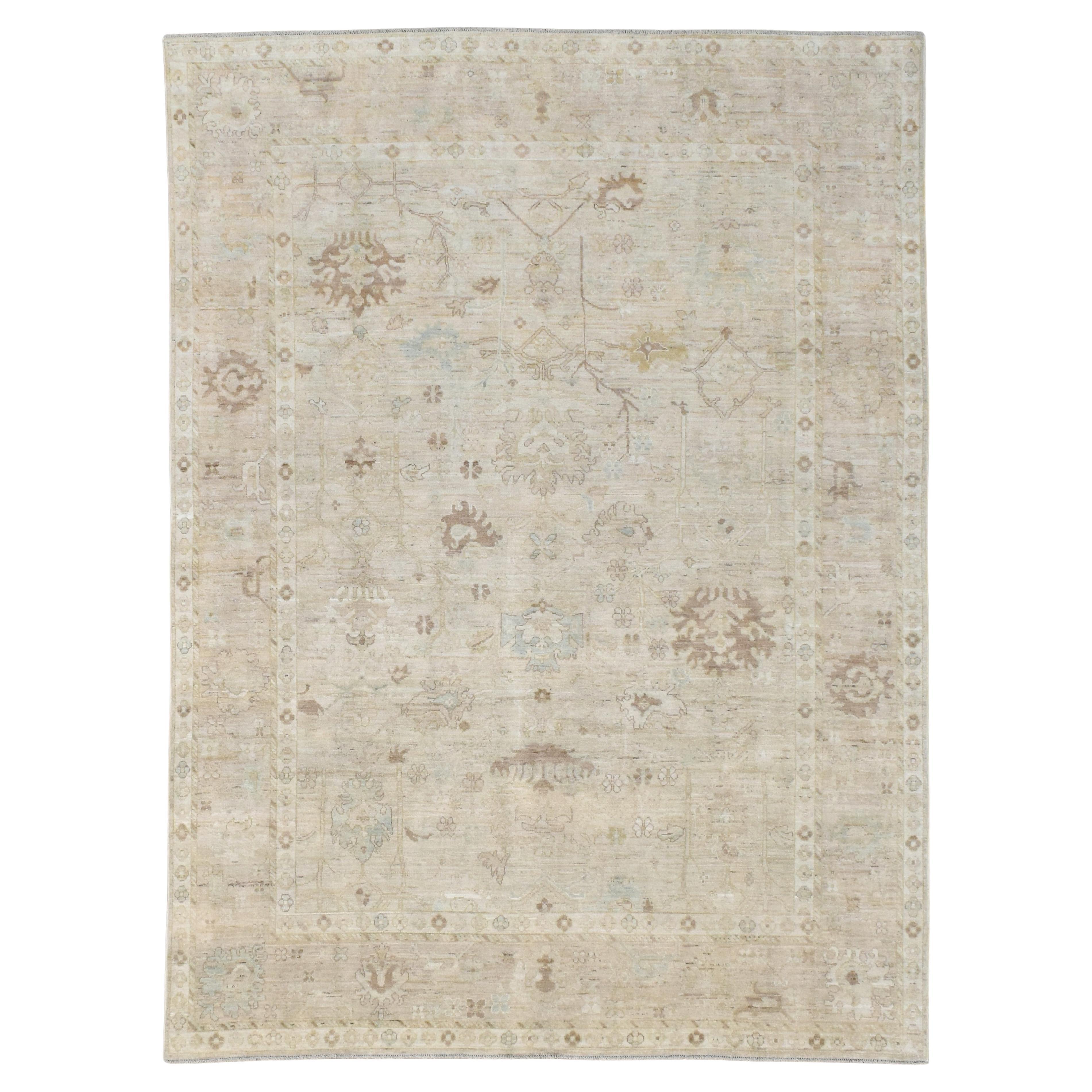 Beige with Blue Motif Oushak-Inspired Wool Rug 8'9''x12'