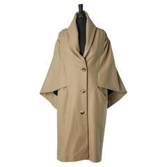 Cape en laine beige avec tissage dans le dos Jean-Charles de Castelbajac