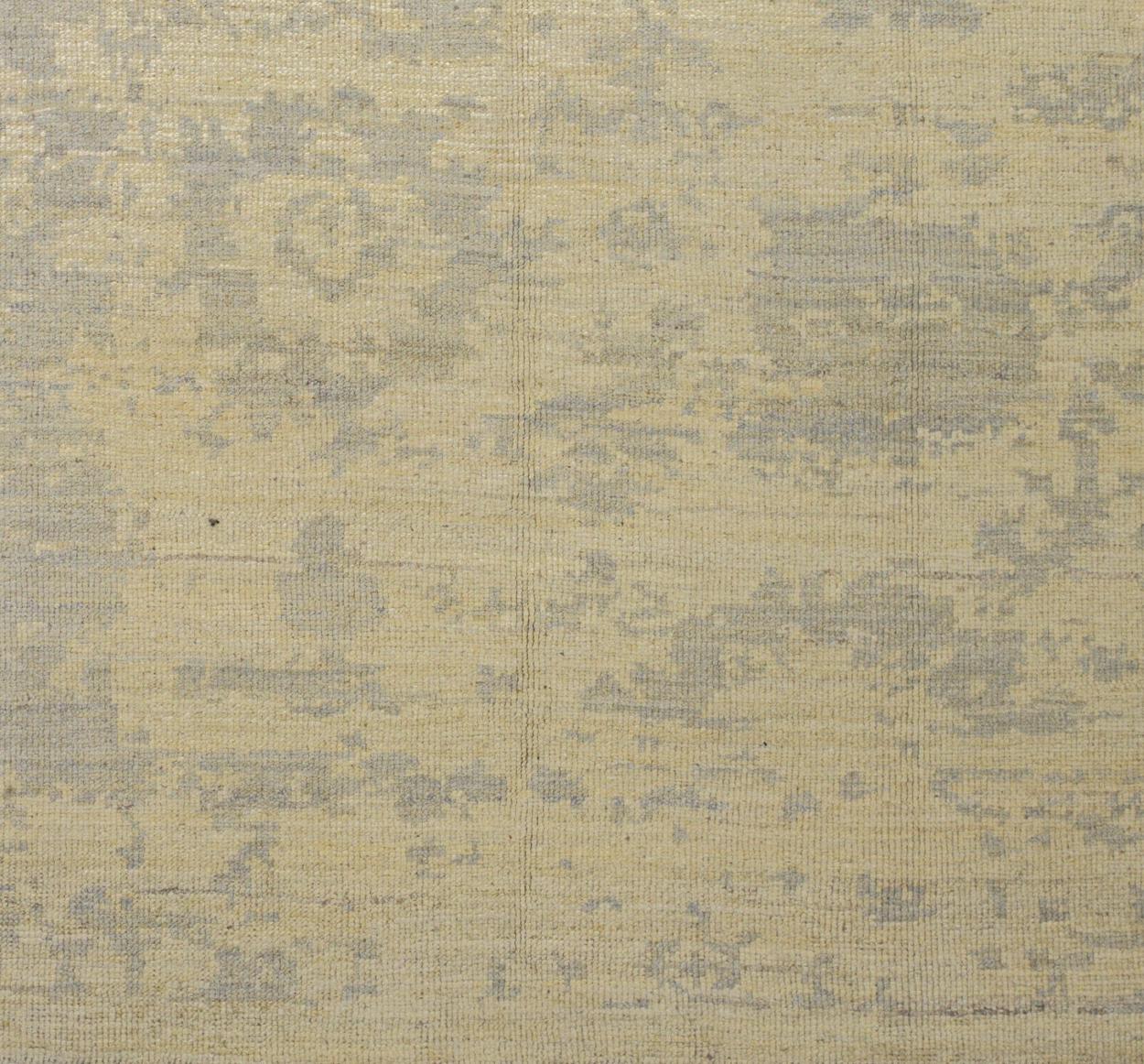 Beige Wolle handgeknüpft Teppich 7 Fuß x 7 Fuß, fast quadratisch, verblasst Garten Dreamscape im Angebot 1