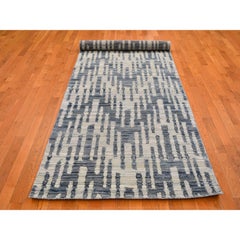 Beige Zigzag with Graph Design Pure Silk and Textured Wool Runner Rug 4' x 12'4"