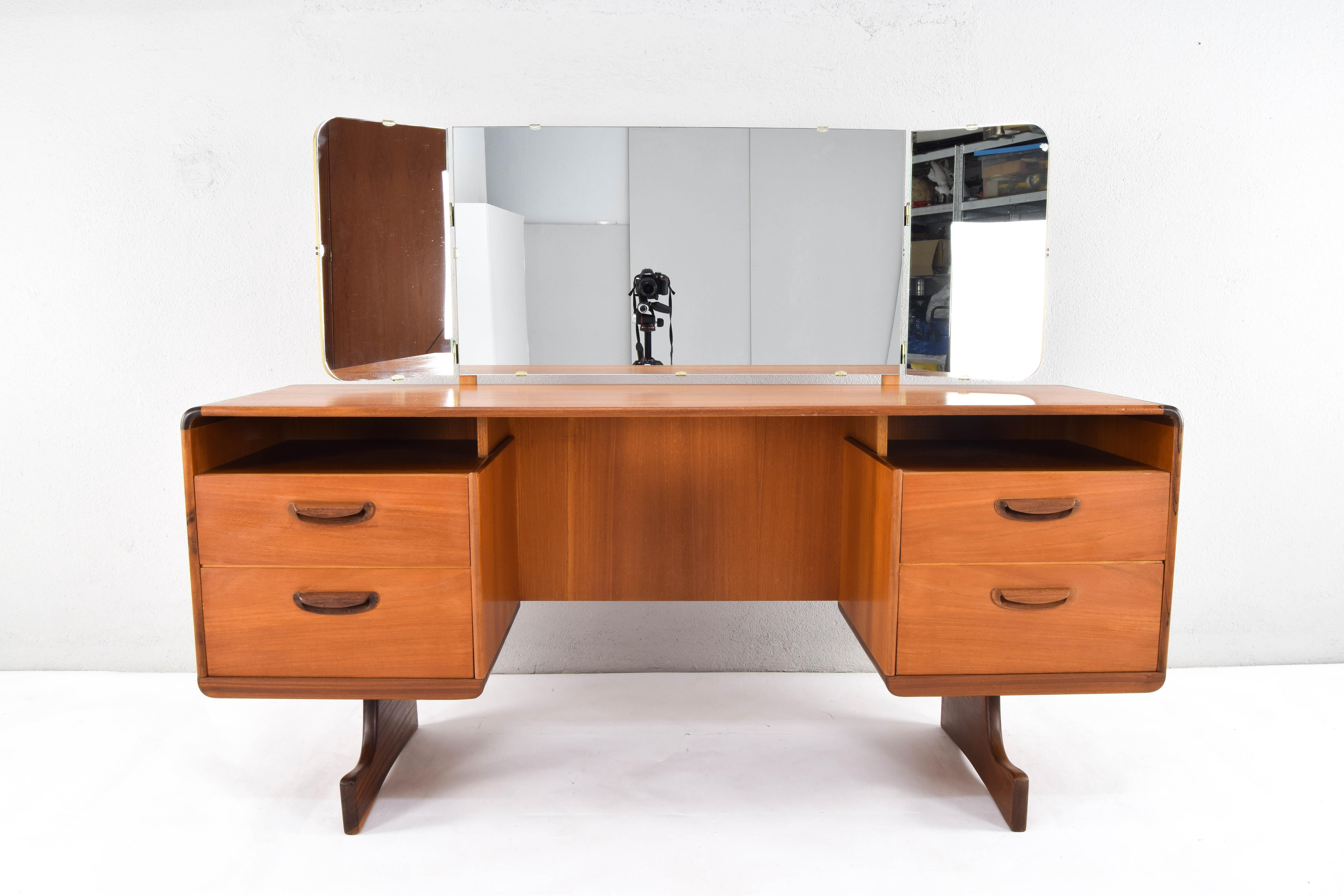 British Beithcraft Mid-Century Modern Teak Triptych Mirror Dressing Table or Desk, 1960 For Sale