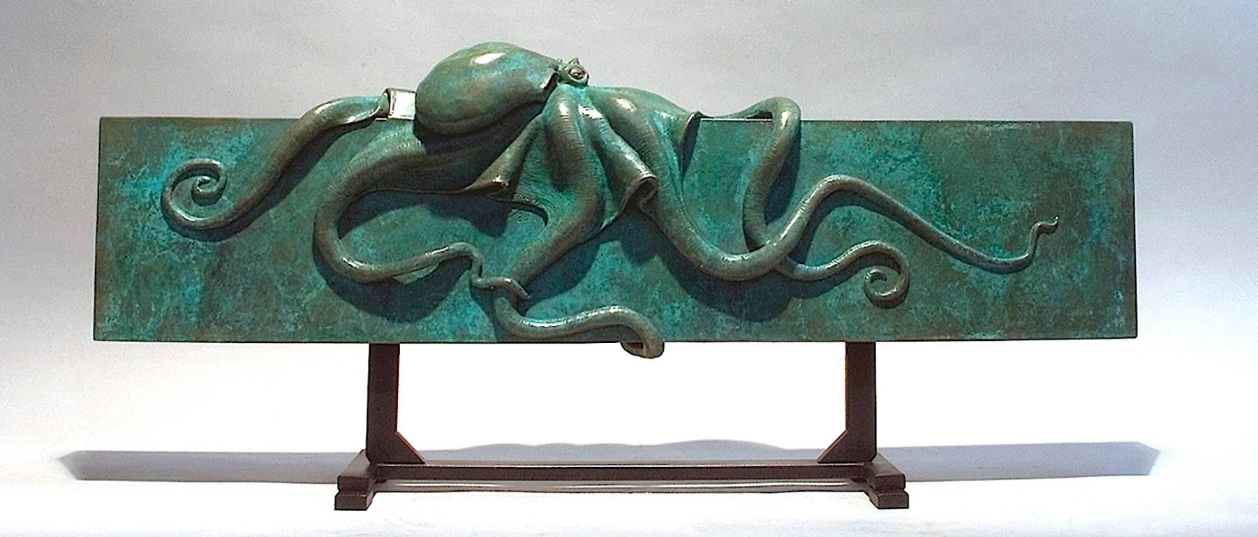 Octopus - Sculpture by Bela Bacsi