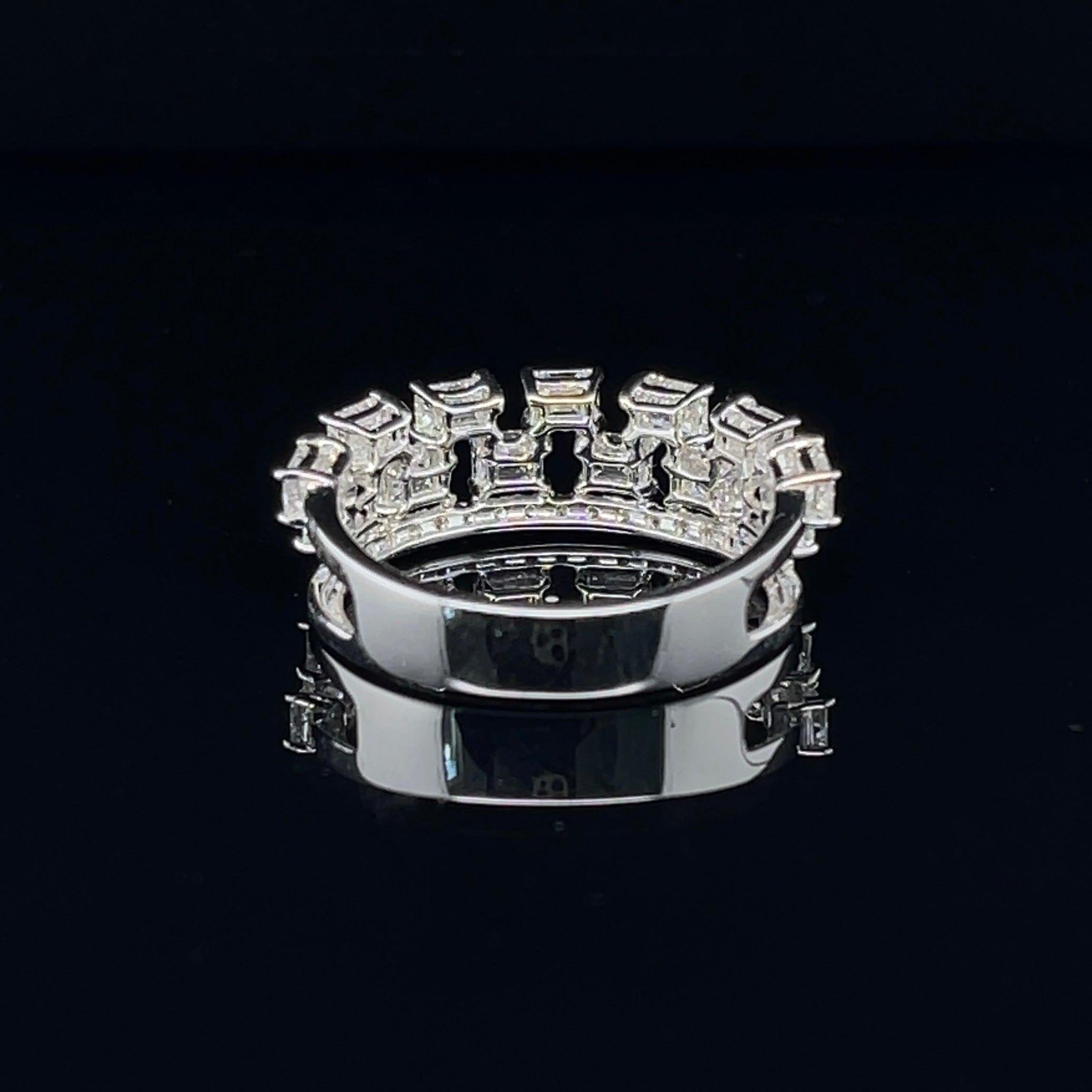 Ring 'Bela' Diamantring mit Smaragdschliff im Angebot 1