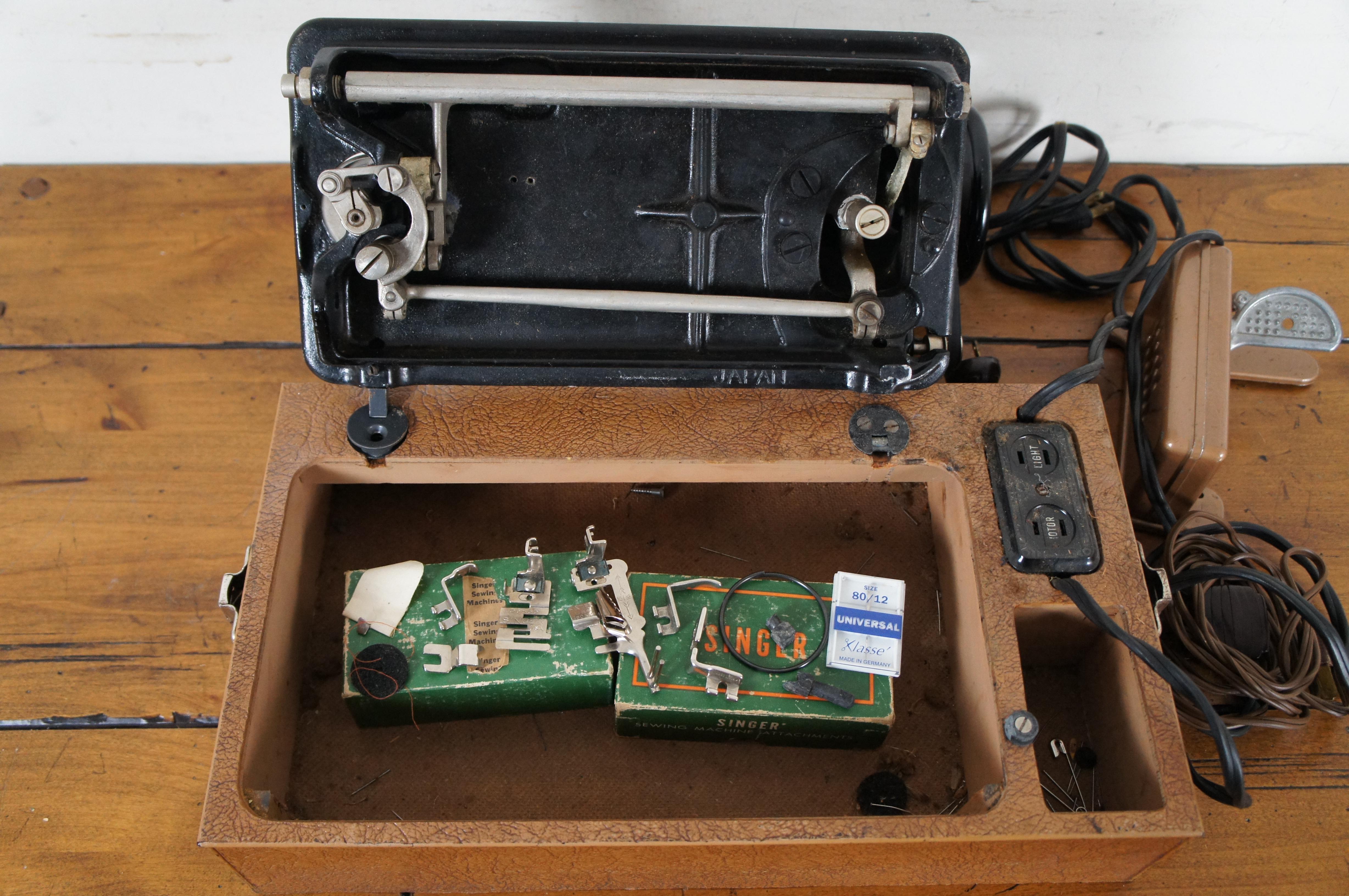 BelAir Bantam Electric Sewing Machine Foot Pedal & Bakelite Leather Case 3
