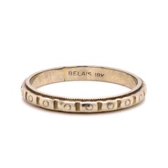 Belais 18 Karat White Gold Vintage Art Deco Etched Wedding Band, circa 1920s