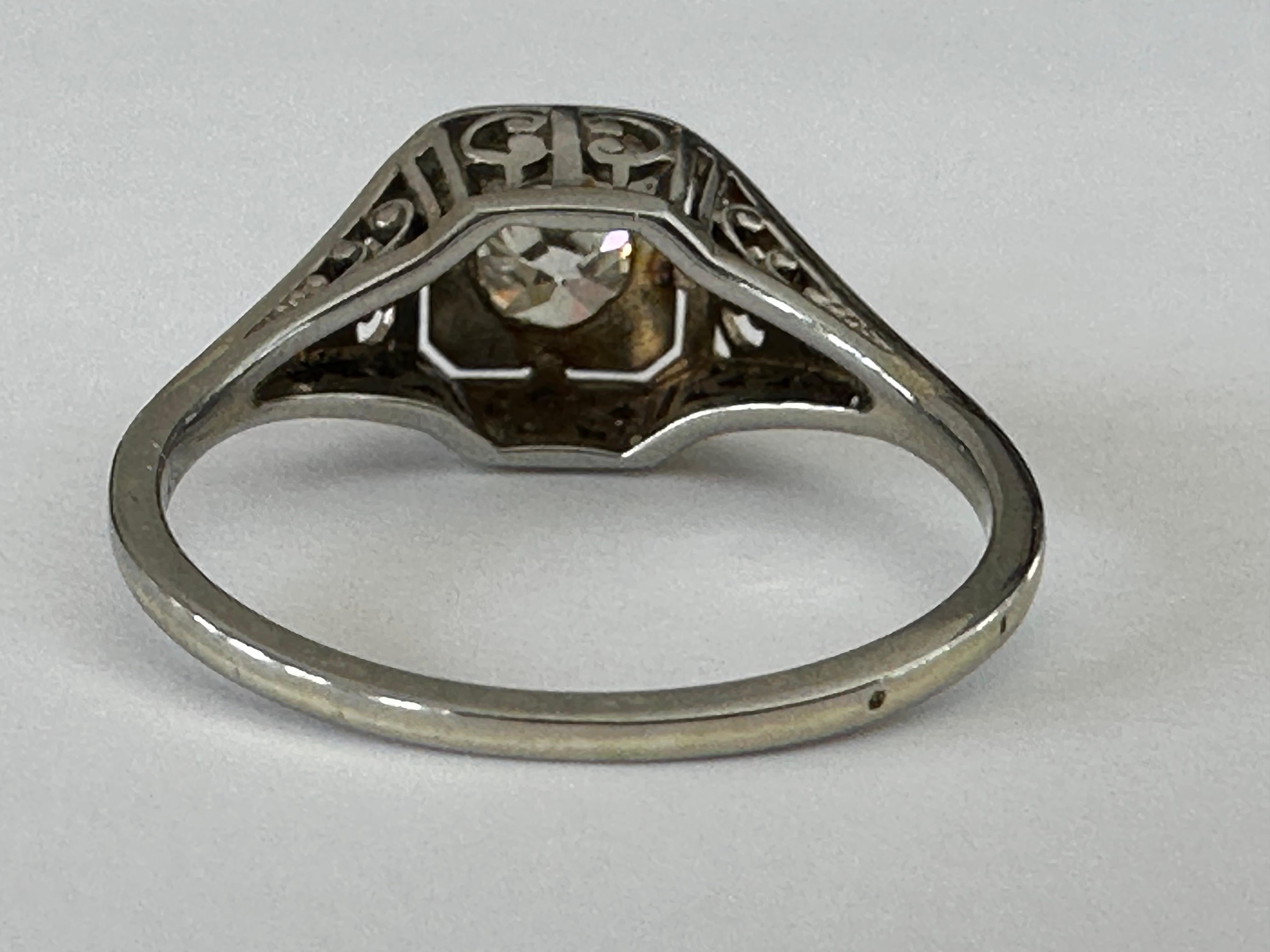 Belais Antique Diamond Solitaire and Filigree Ring In Good Condition For Sale In Denver, CO