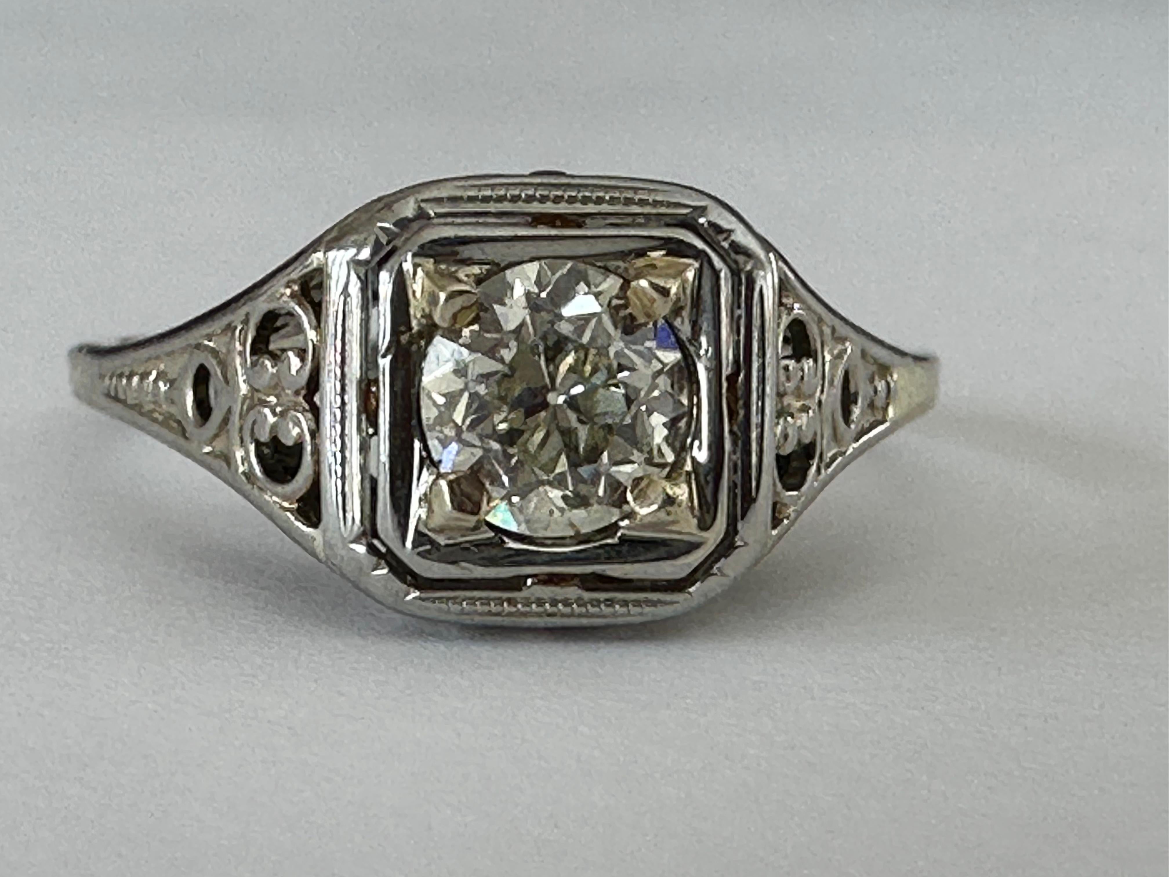 Belais Antique Diamond Solitaire and Filigree Ring For Sale 3