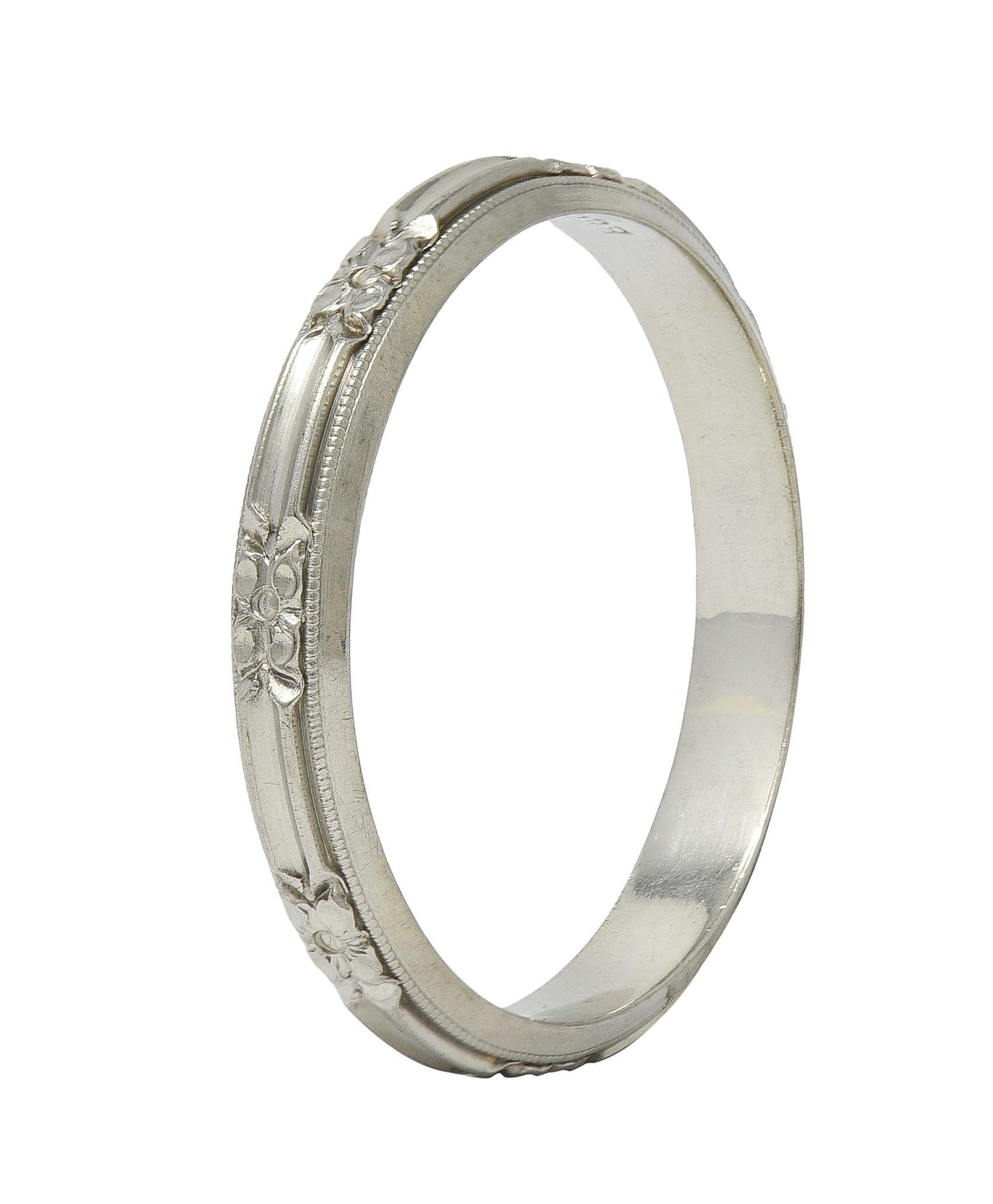 Art déco Belais Art Deco 18 Karat White Gold Vintage Orange Blossom Wedding Band Ring en vente