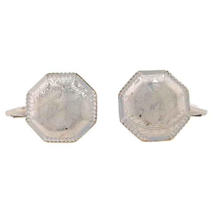 Belais Vintage Etched Octagon Cufflinks White Gold 14k & Silver Toned Geometric For Sale