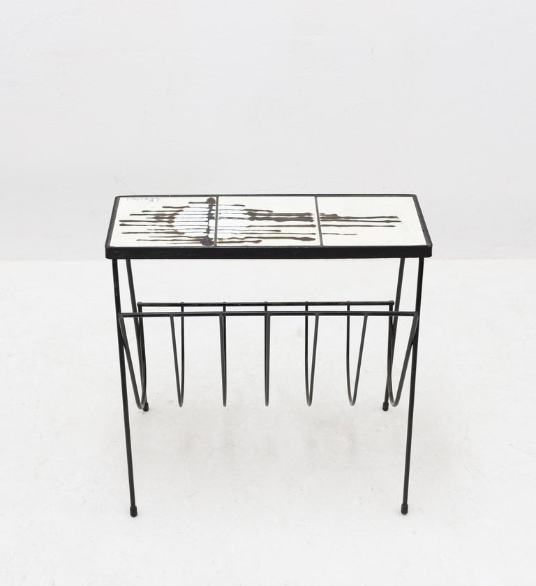 Belarti Side Table Newspaper Rack
