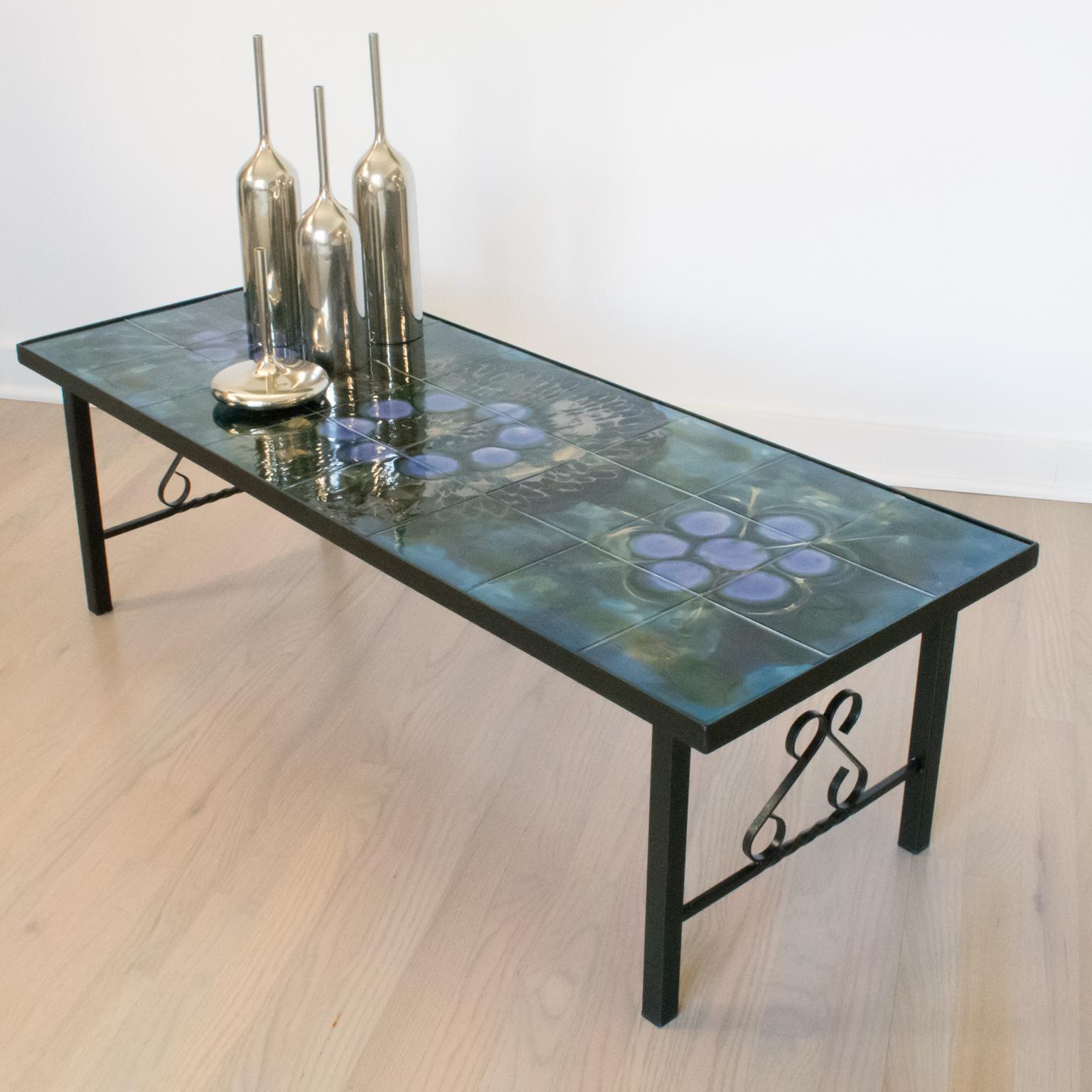 Belarti Wrought Iron Ceramic Tile Side Coffee Table, 1960s In Good Condition For Sale In Atlanta, GA