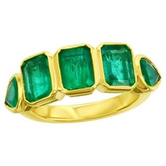 Anello con smeraldo colombiano da 6,04 carati in oro giallo 14 carati di Belfiore Jewelry