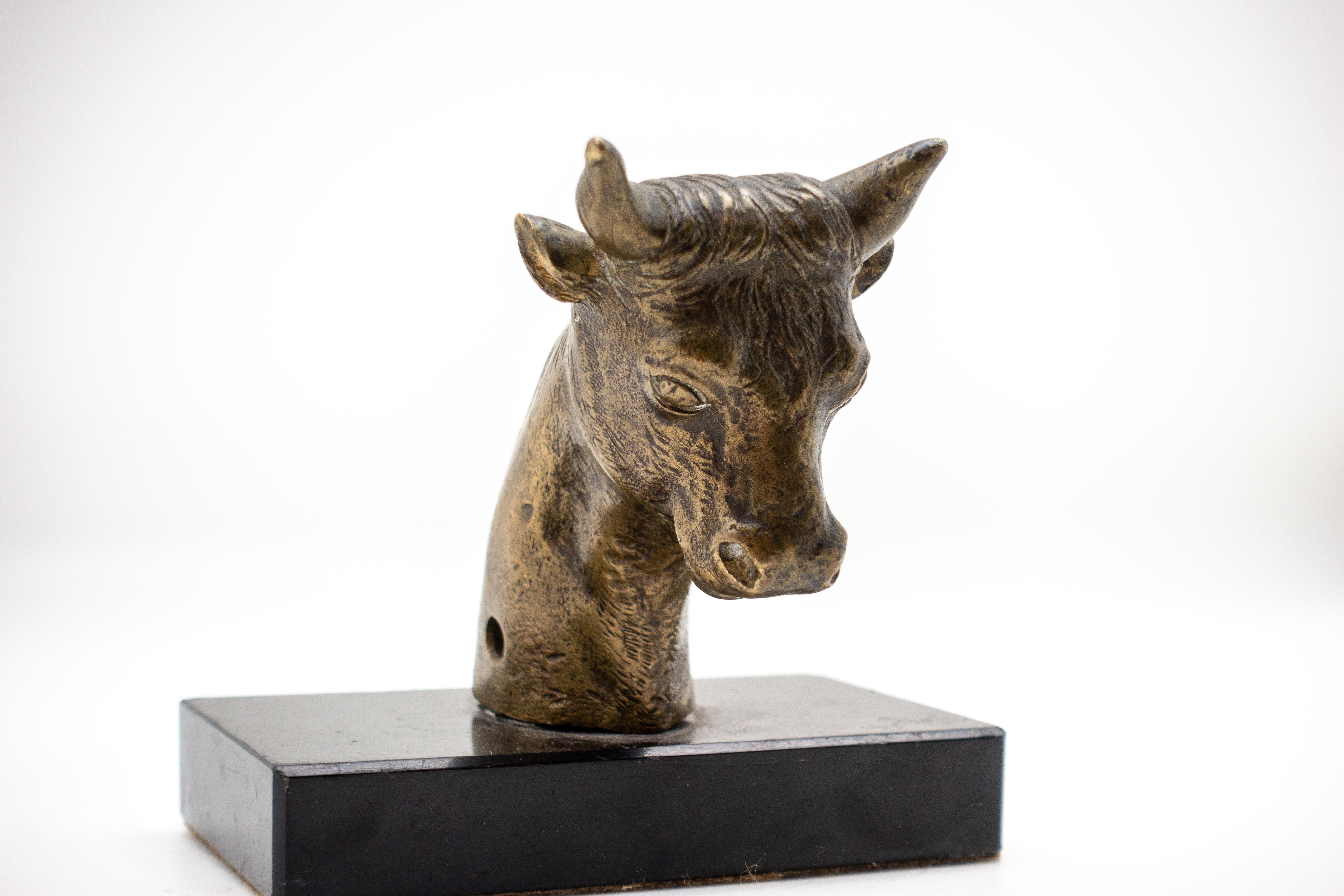 Belfort Bronze Bull French 19th Century on a Black Marble Base In Good Condition In New York, NY