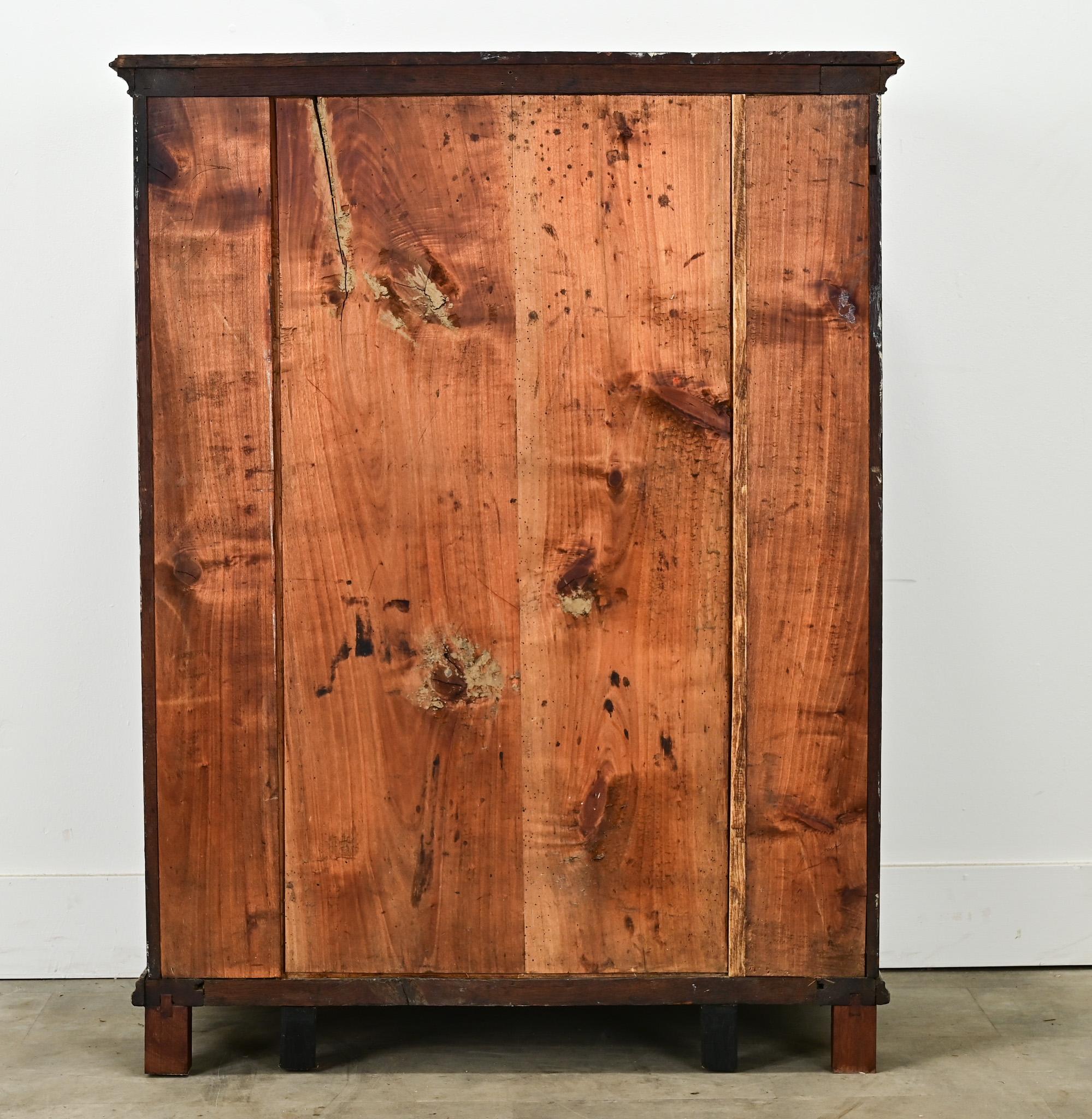 Ottone Armadio belga del XVIII secolo in legno massiccio di Oak in vendita