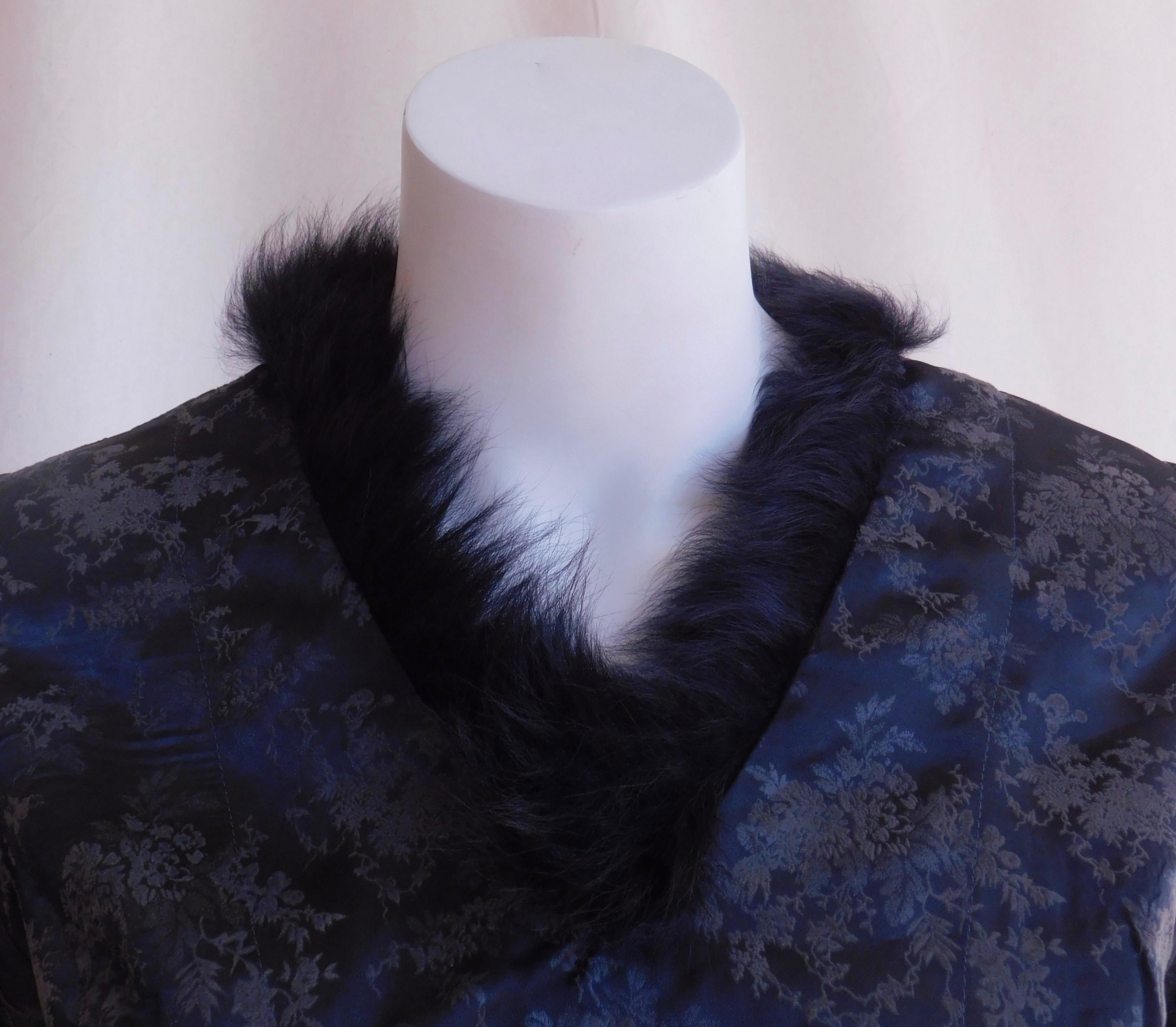 Women's Belgian Anna Heylen Dress with Fur Collar For Sale