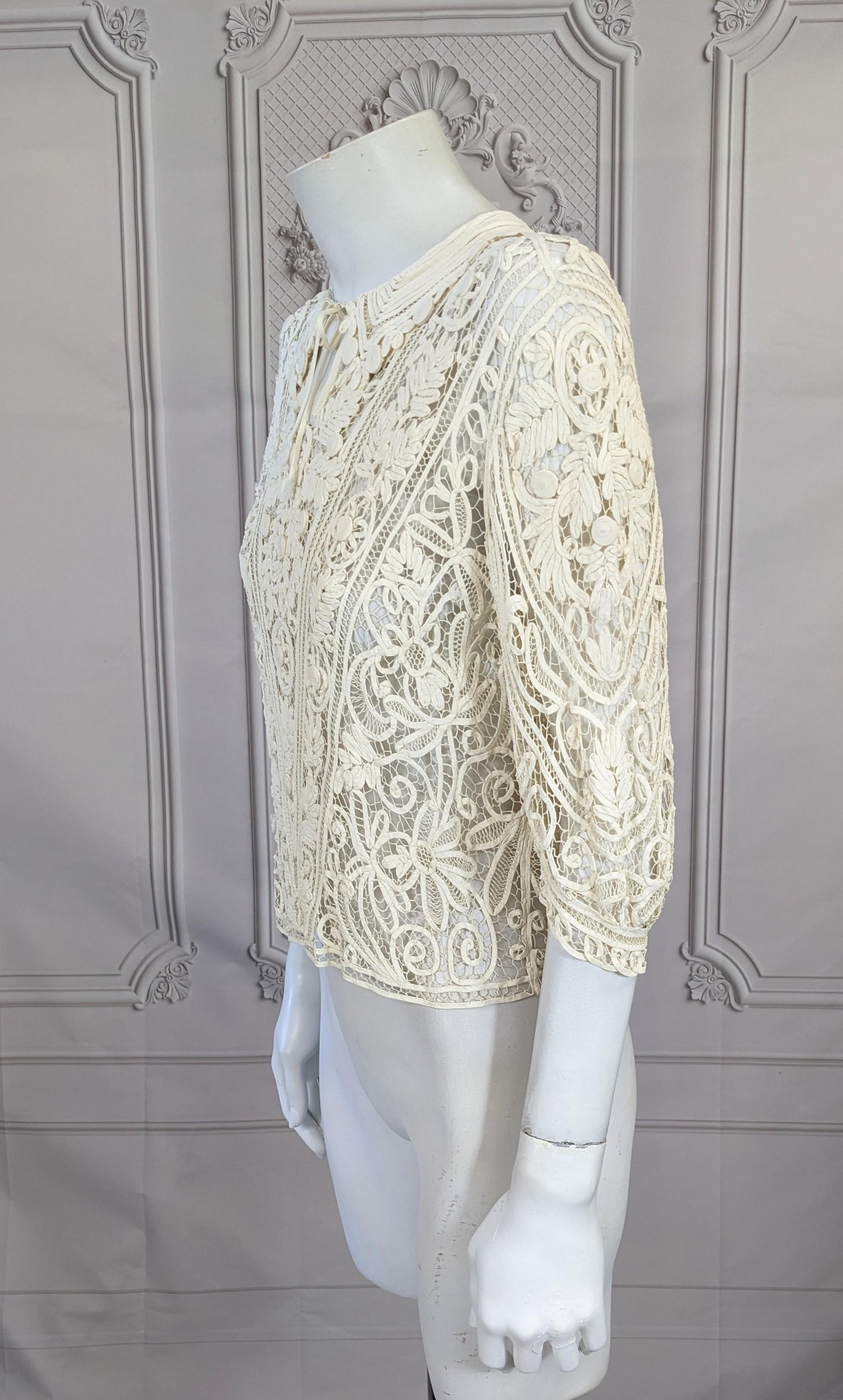 Belgian Art Deco Bias Tape Lace Blouse In Excellent Condition For Sale In New York, NY