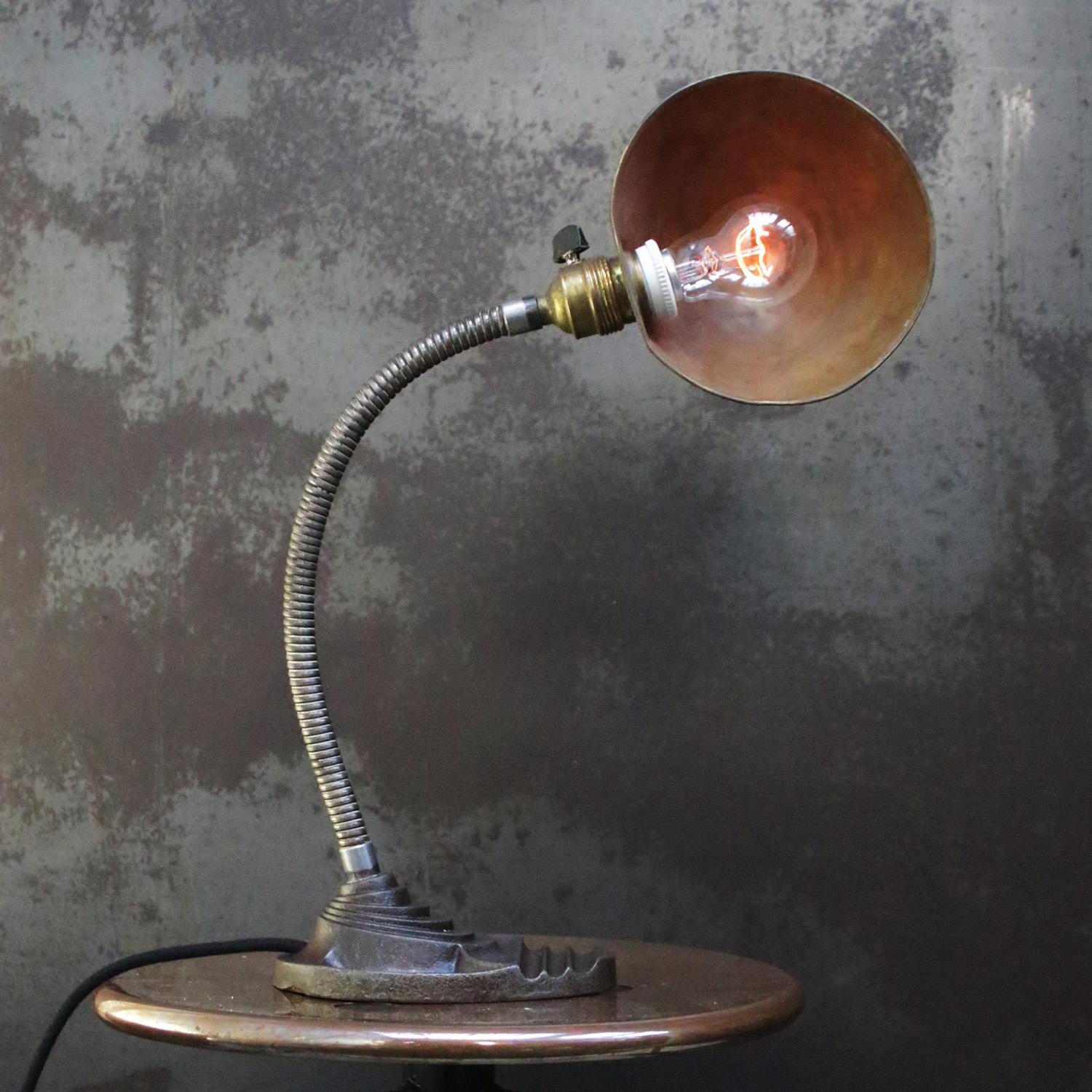 Belgian Art Deco Brass Cast Iron Table Desk Light In Good Condition In Amsterdam, NL