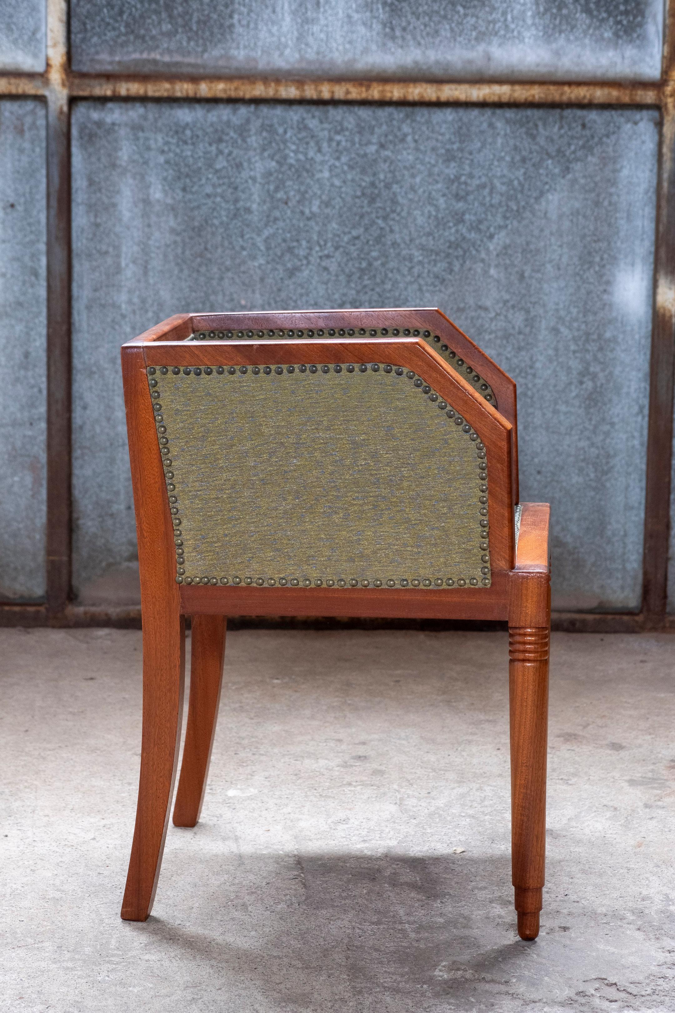 Belgischer Art-Déco-Stuhl, 1930er Jahre (Textil) im Angebot