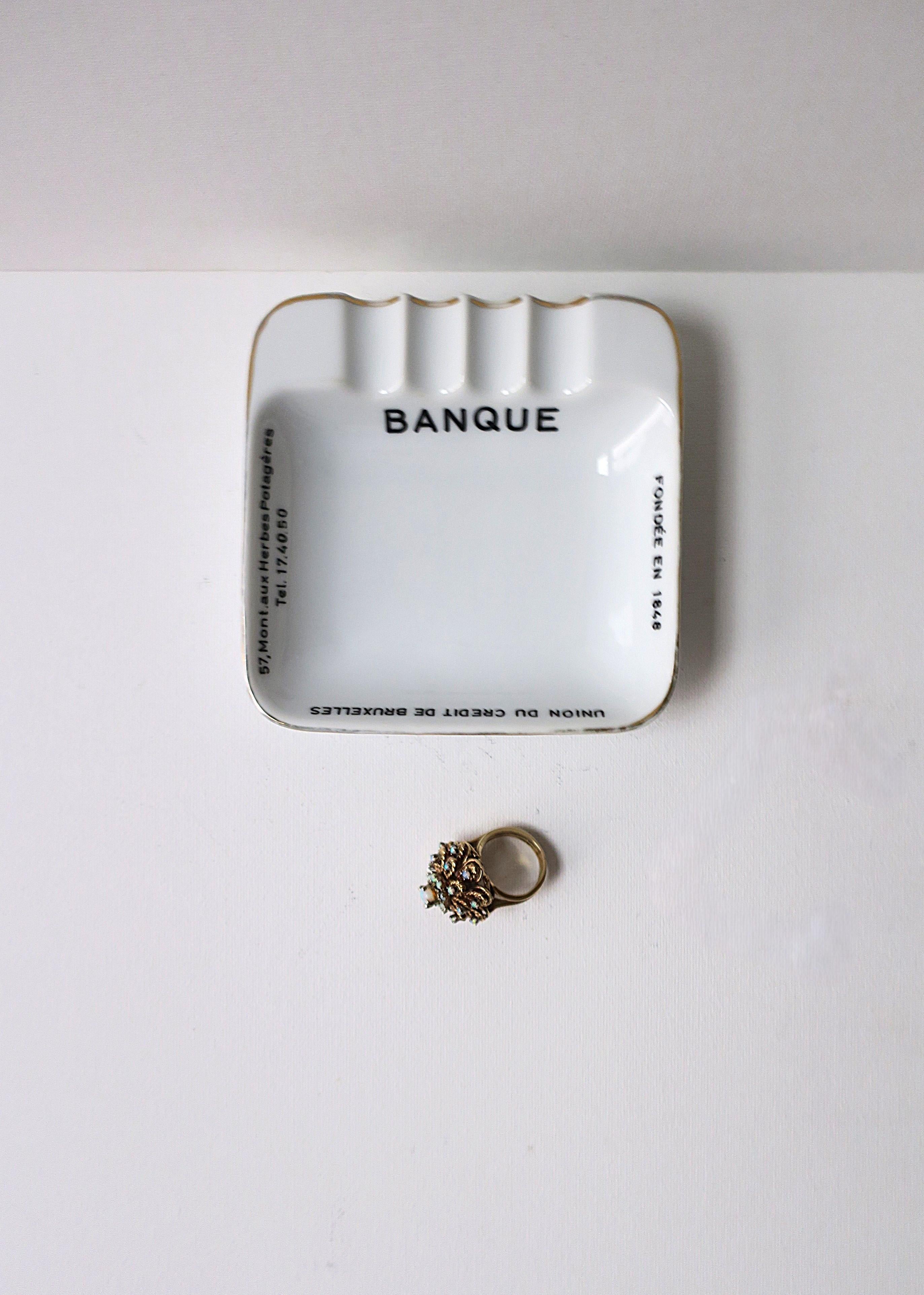 Cenicero de porcelana belga 