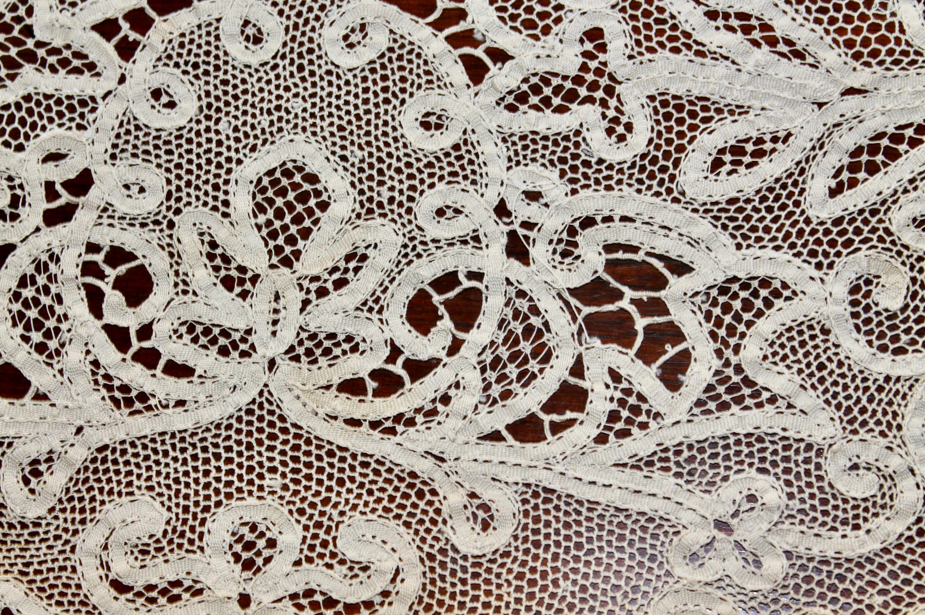 Belgian Battenberg Lace Tablecloth For Sale 3
